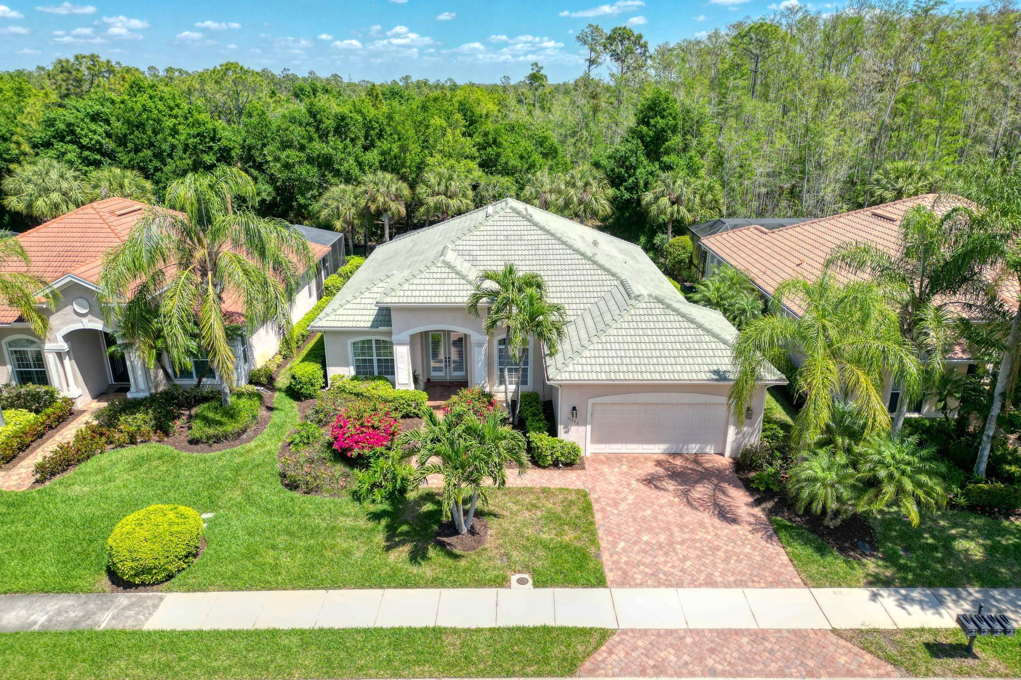 11225 Lithgow Ln, Fort Myers, Florida 33913, 2 Bedrooms Bedrooms, ,2 BathroomsBathrooms,Residential,For Sale,Lithgow Ln,2240391