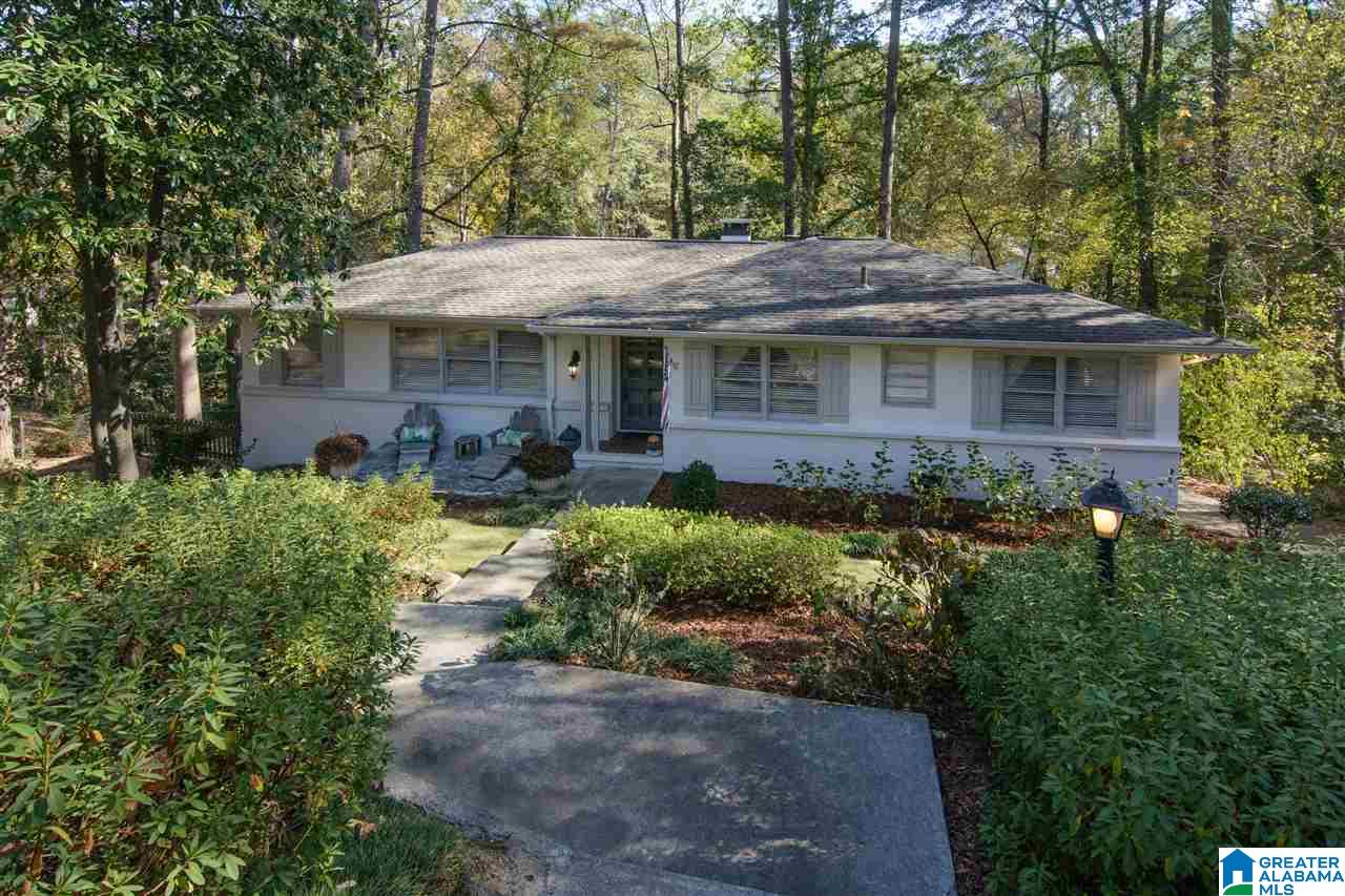 3865 Glencoe Drive