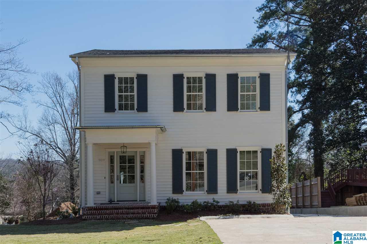 909 Irving Rd