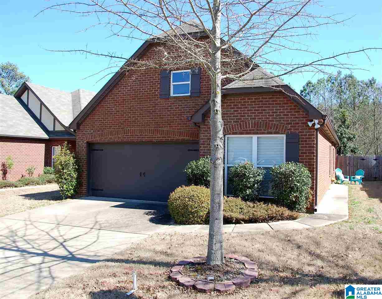 305 Oxmoor Place