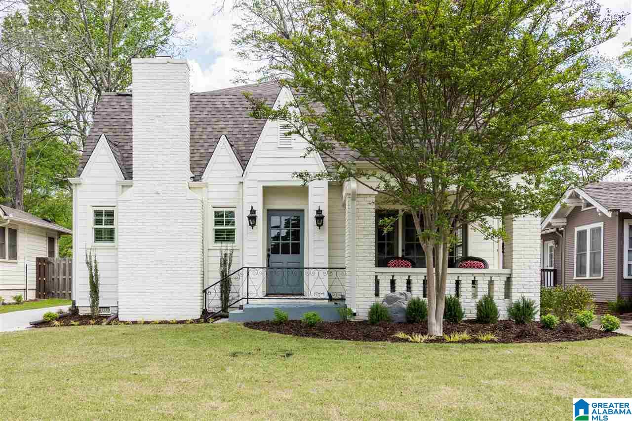 125 E Edgewood Dr