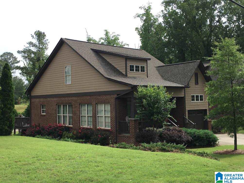 3228 Midland Dr