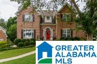5741 Willow Lake Dr