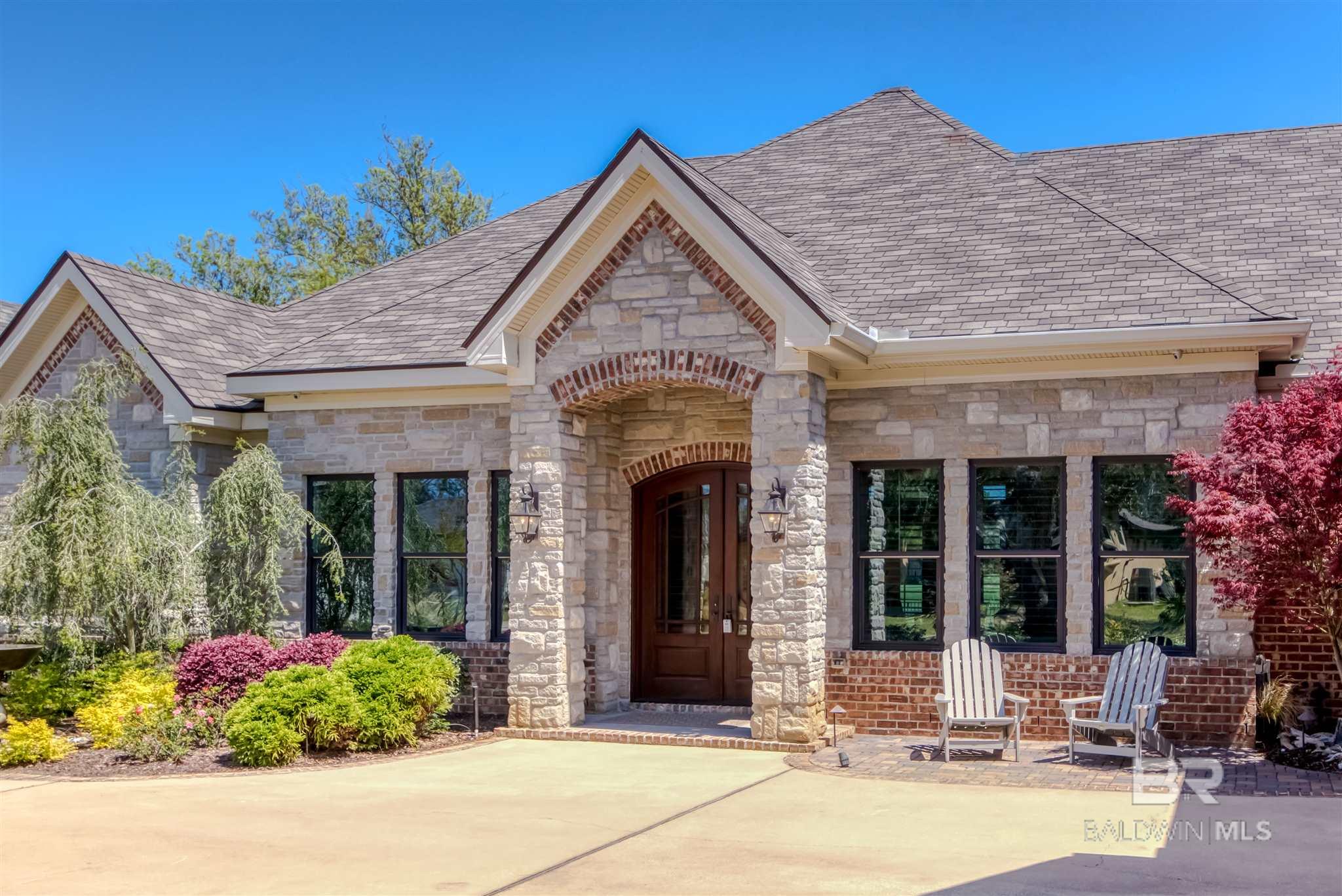 415 PENINSULA BLVD, GULF SHORES, AL 36542 Young's Suncoast Realty