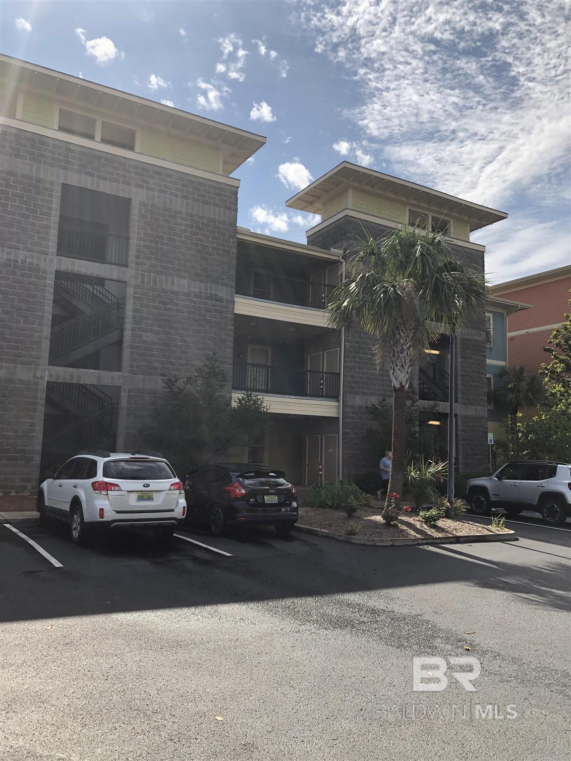 The Enclave at Oak Hill Condo Listings