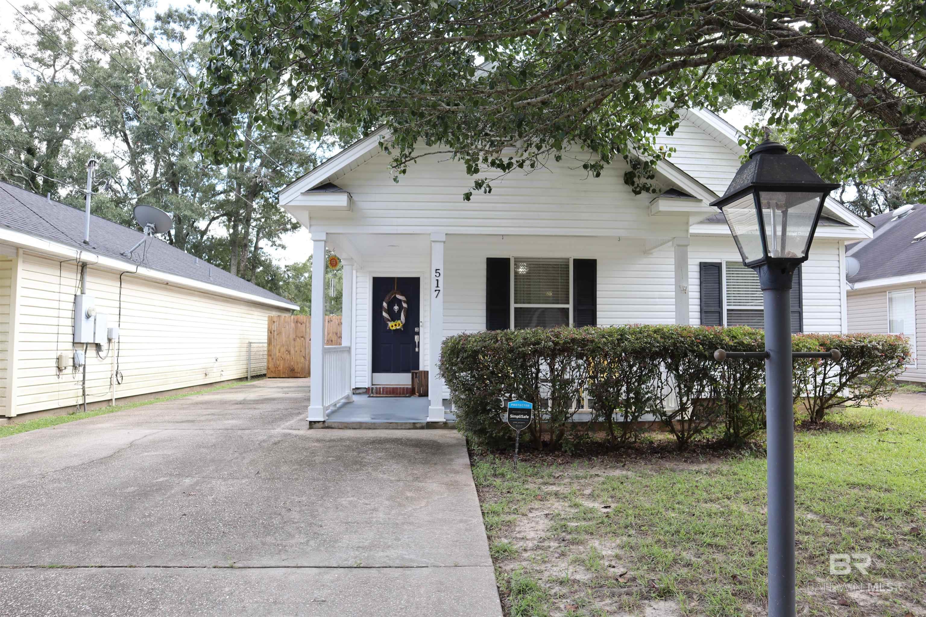 517Kimberly Drive Saraland, AL |  Photo