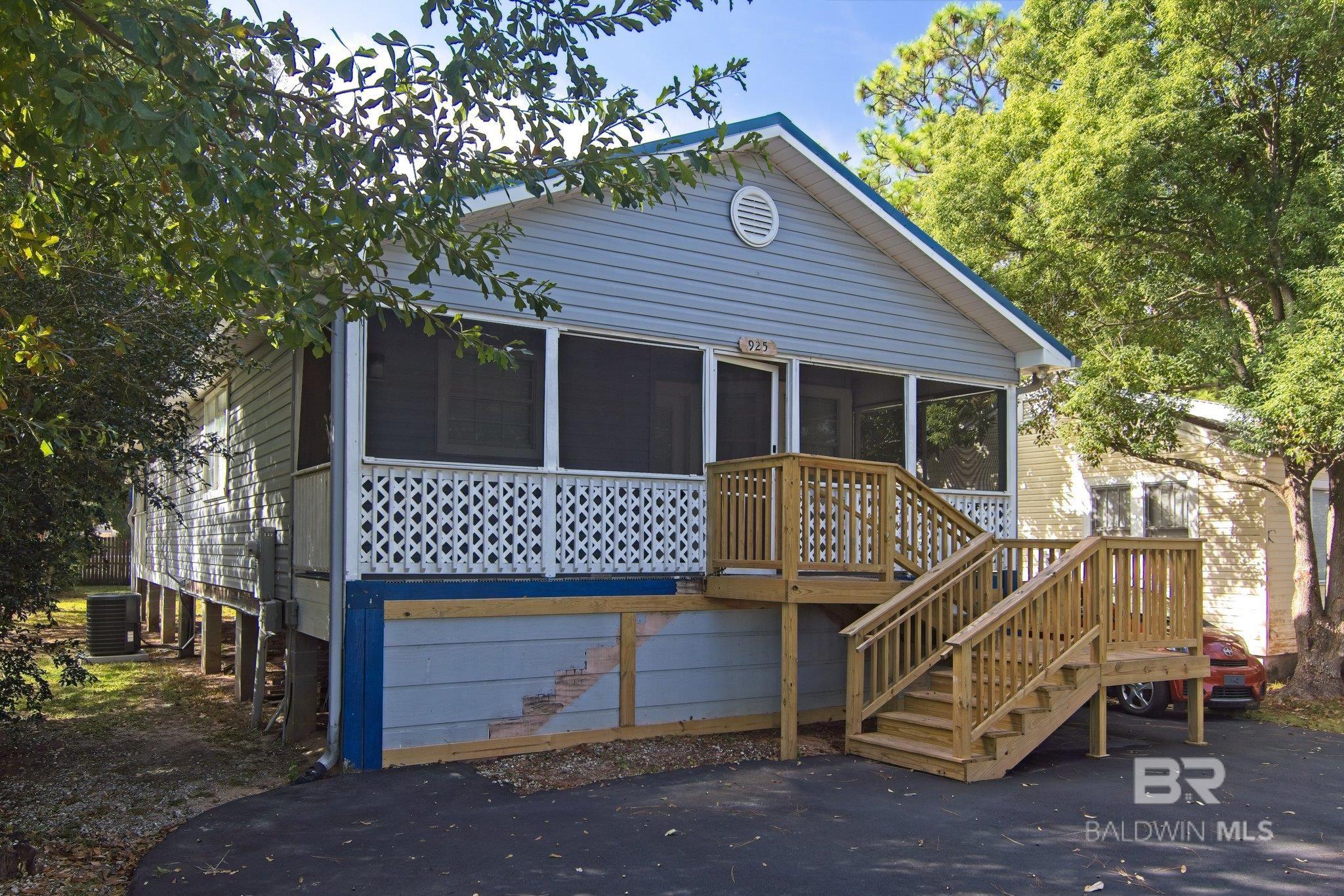 925E Canal Drive Gulf Shores, AL |  Photo