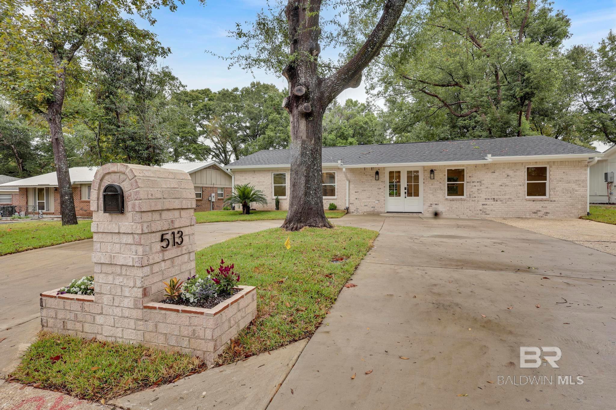 513Gayfer Avenue Fairhope, AL |  Photo