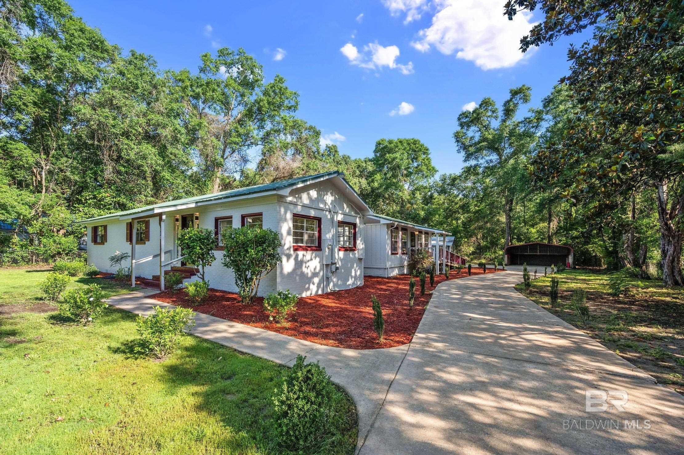 118 2ND AVENUE, Saraland, AL 36571 Baldwin REALTORS®