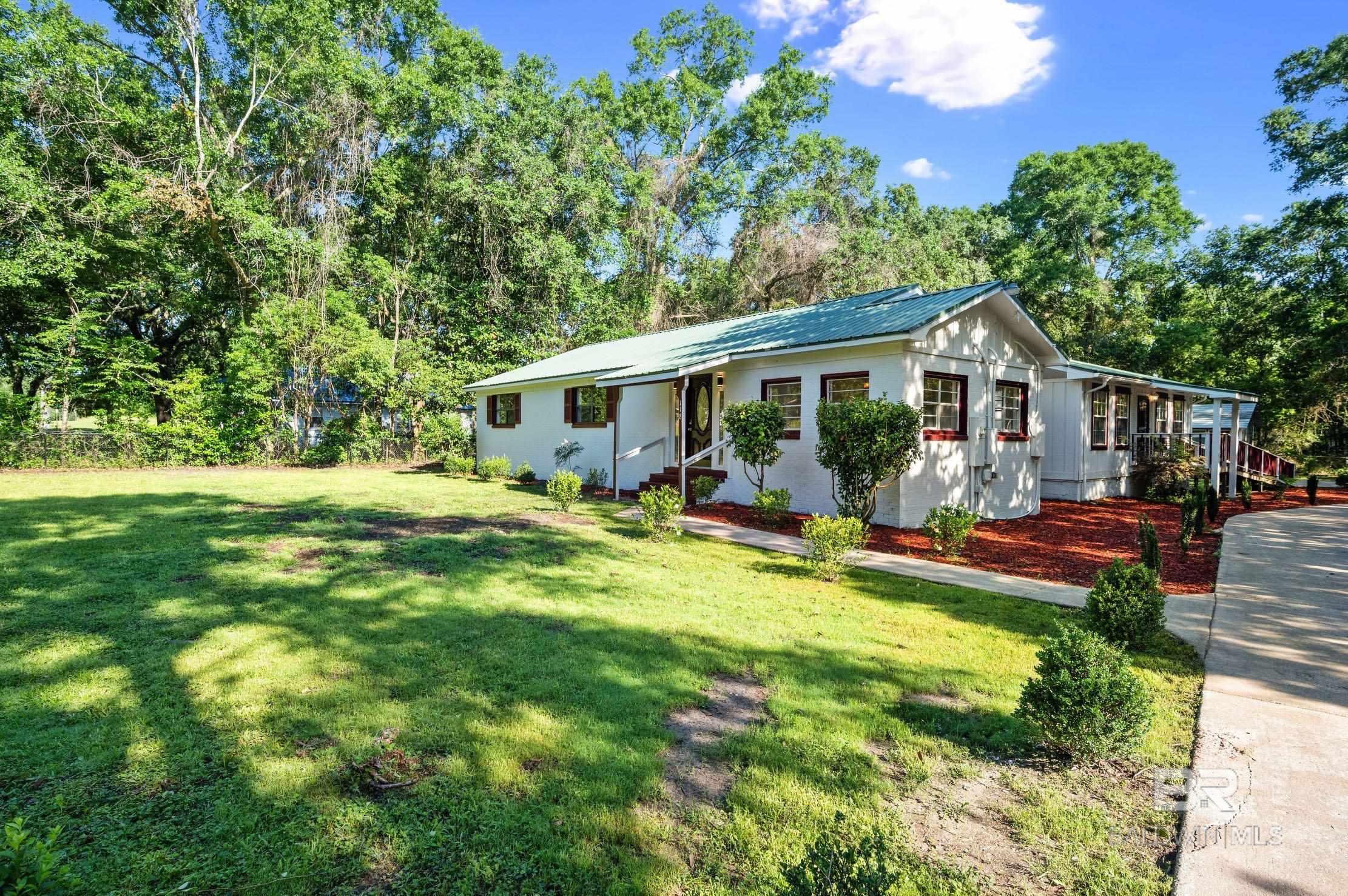 118 2ND AVENUE, Saraland, AL 36571 Baldwin REALTORS®