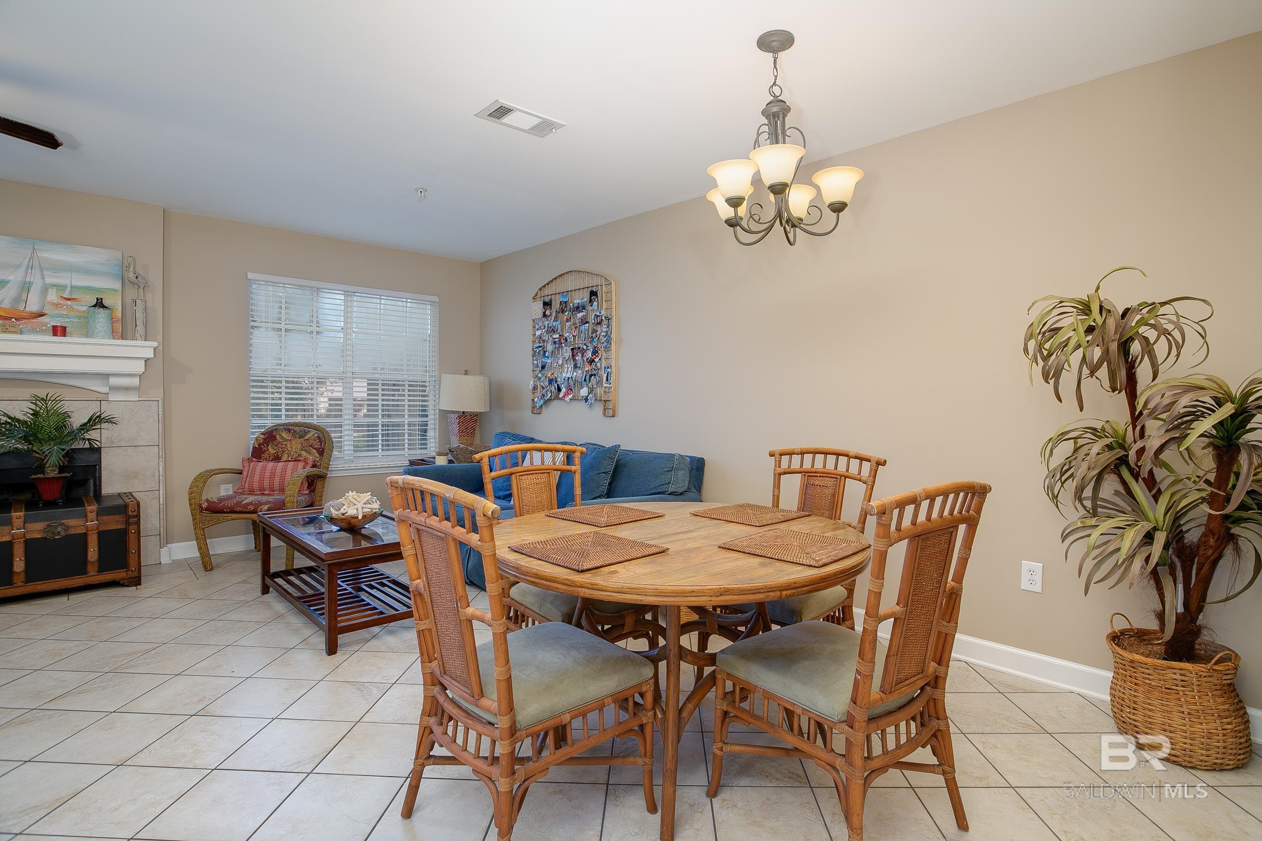 1517 Regency Road 33