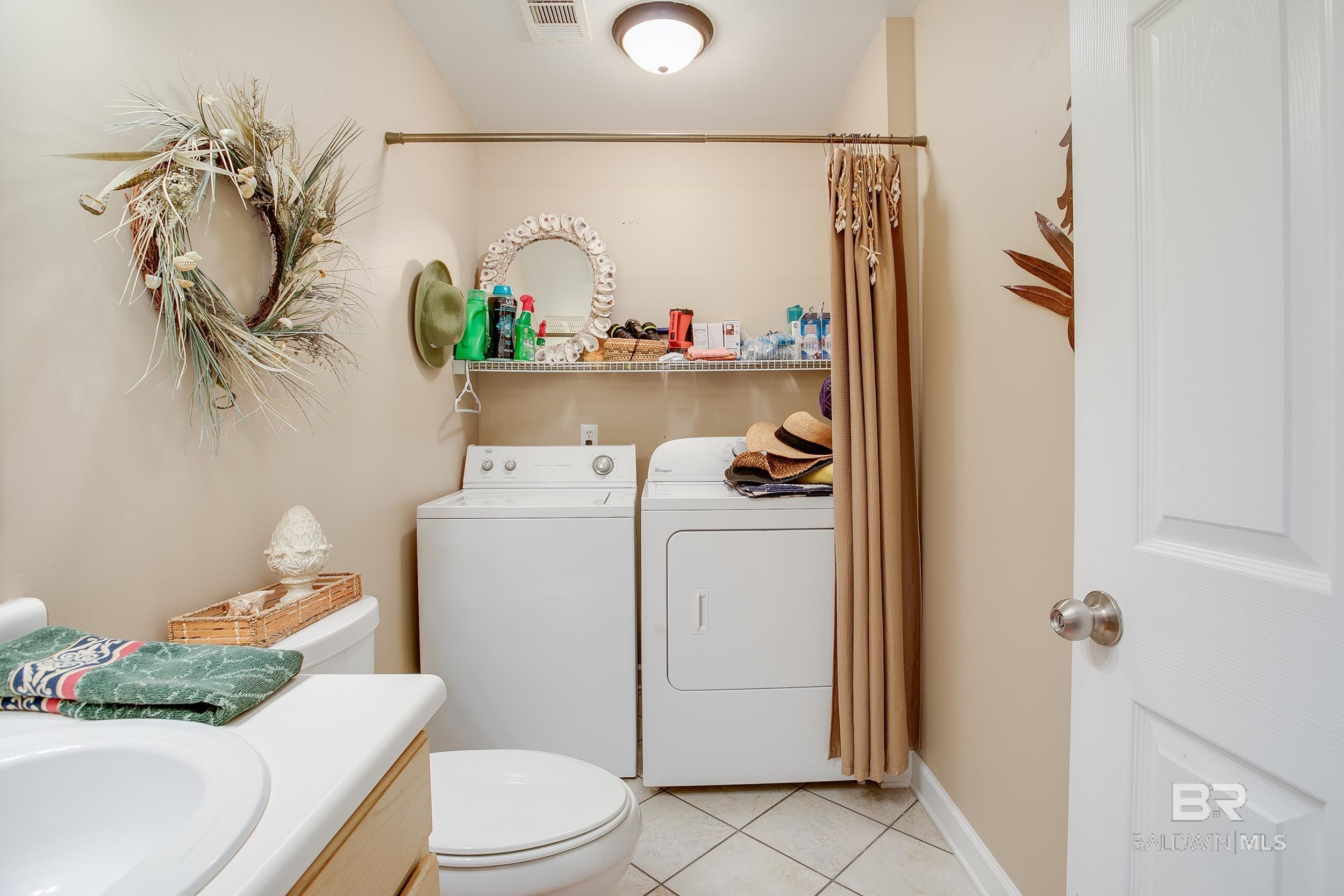 1517 Regency Road 33