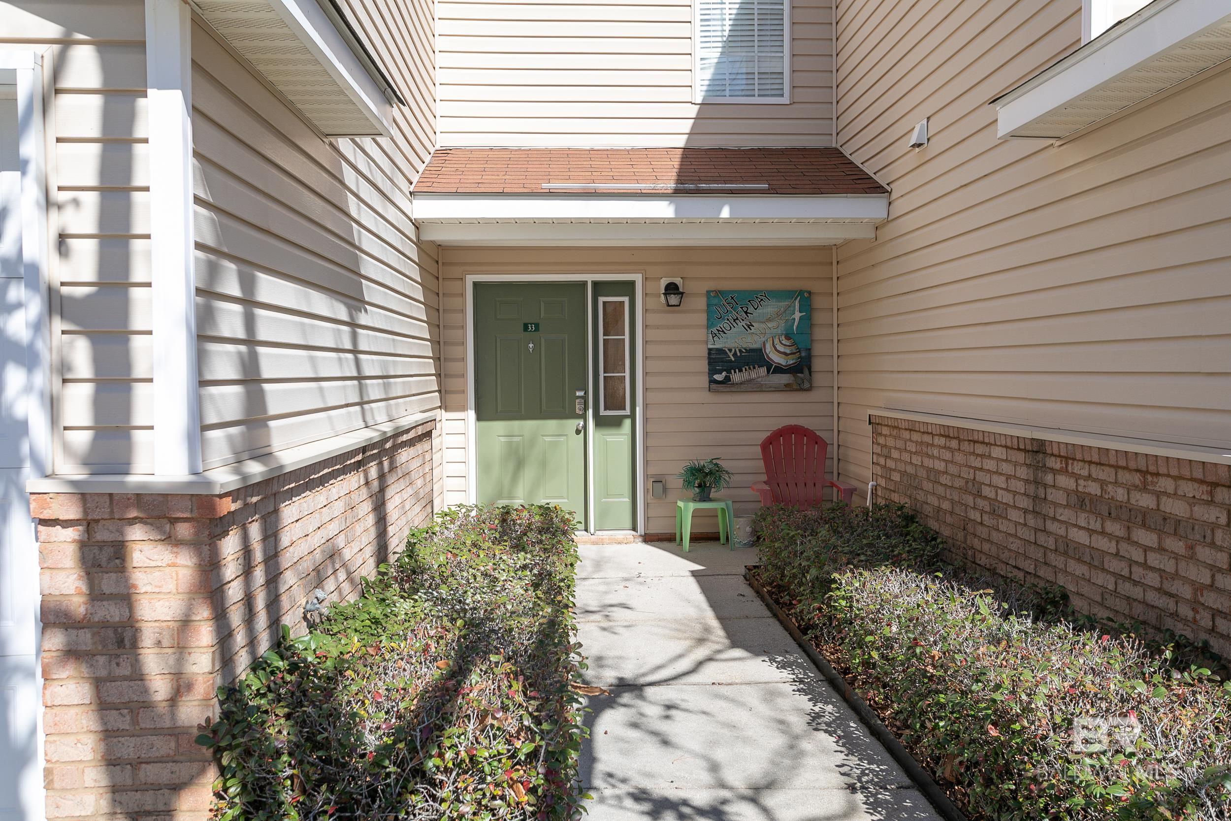 1517 Regency Road 33