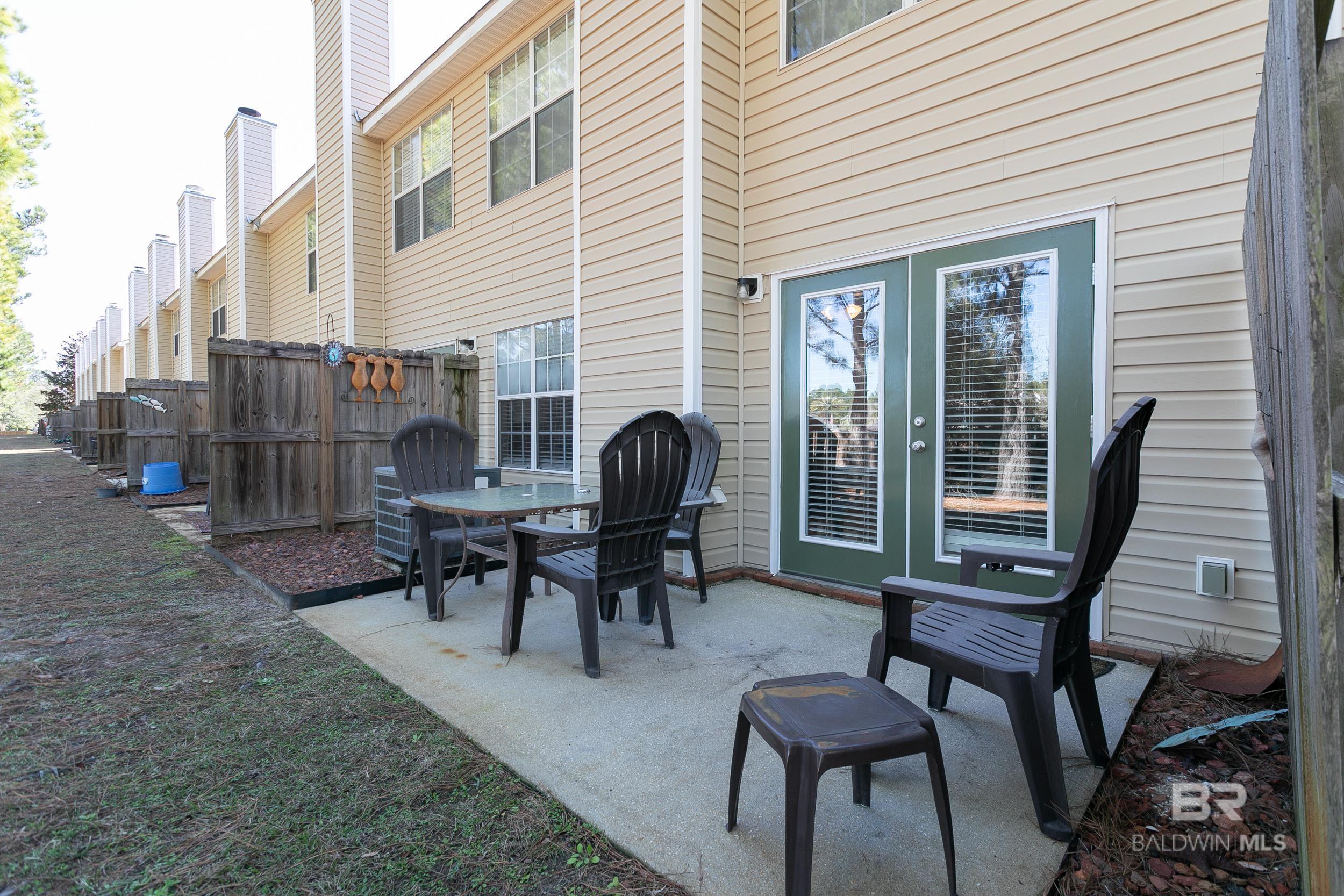 1517 Regency Road 33