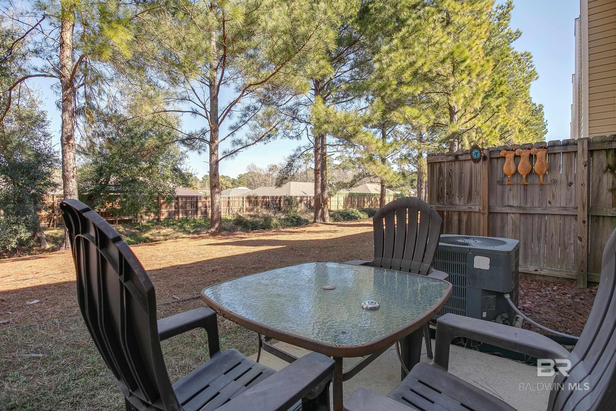 1517 Regency Road 33