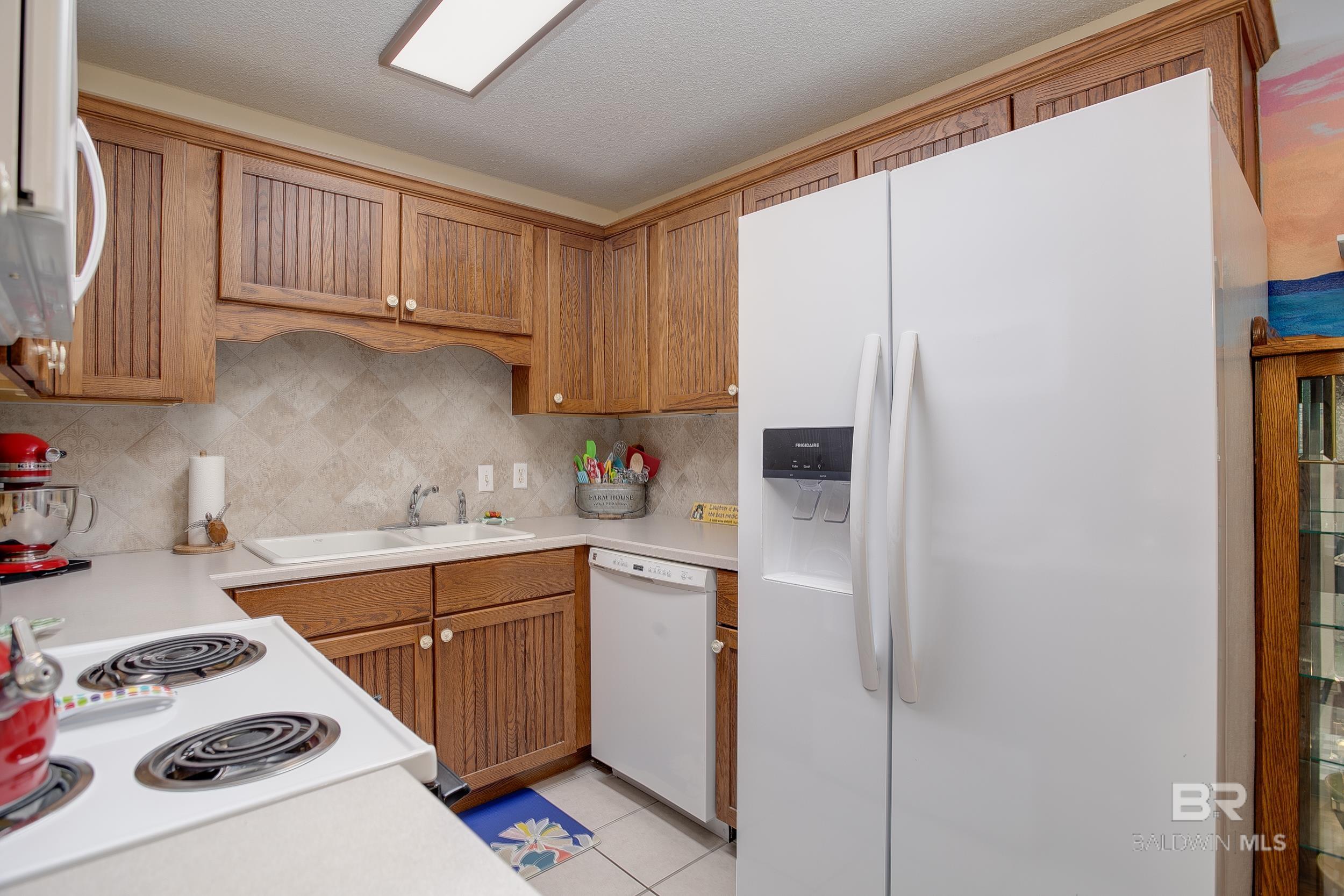 2200 W 2nd Street 106-B