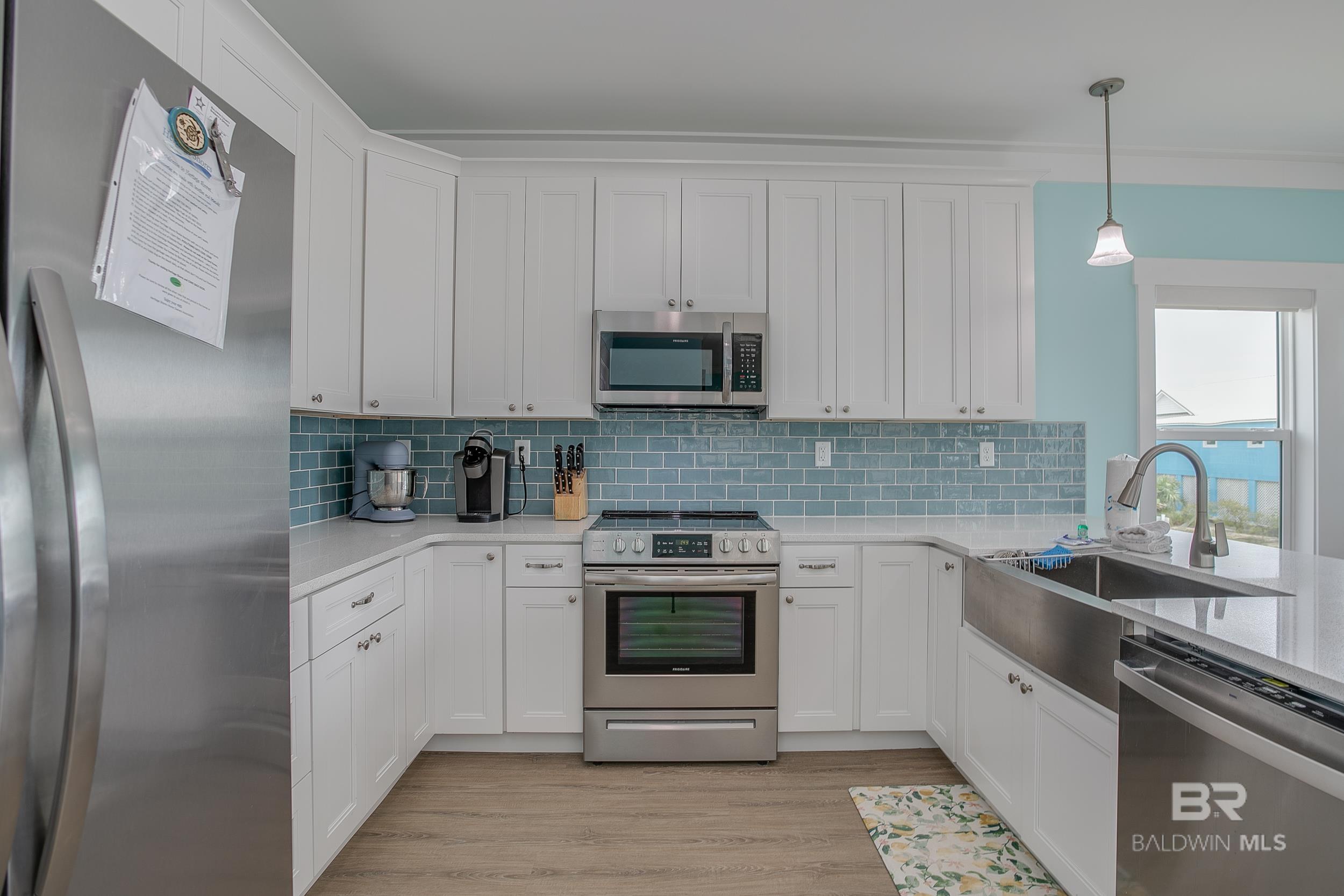 545 Harbor Light Circle