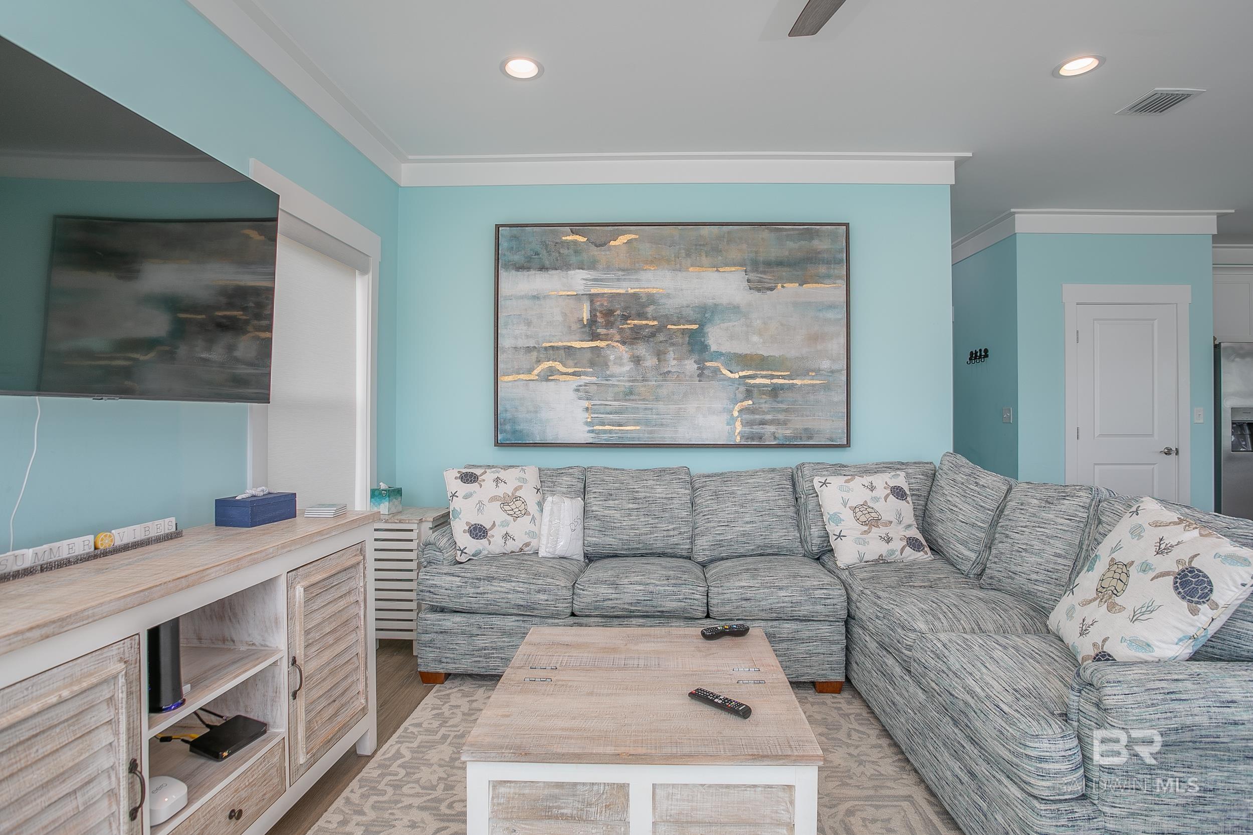 545 Harbor Light Circle