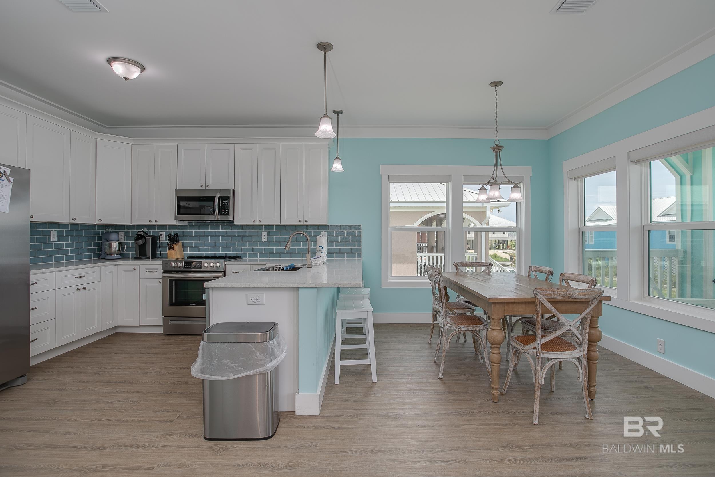 545 Harbor Light Circle