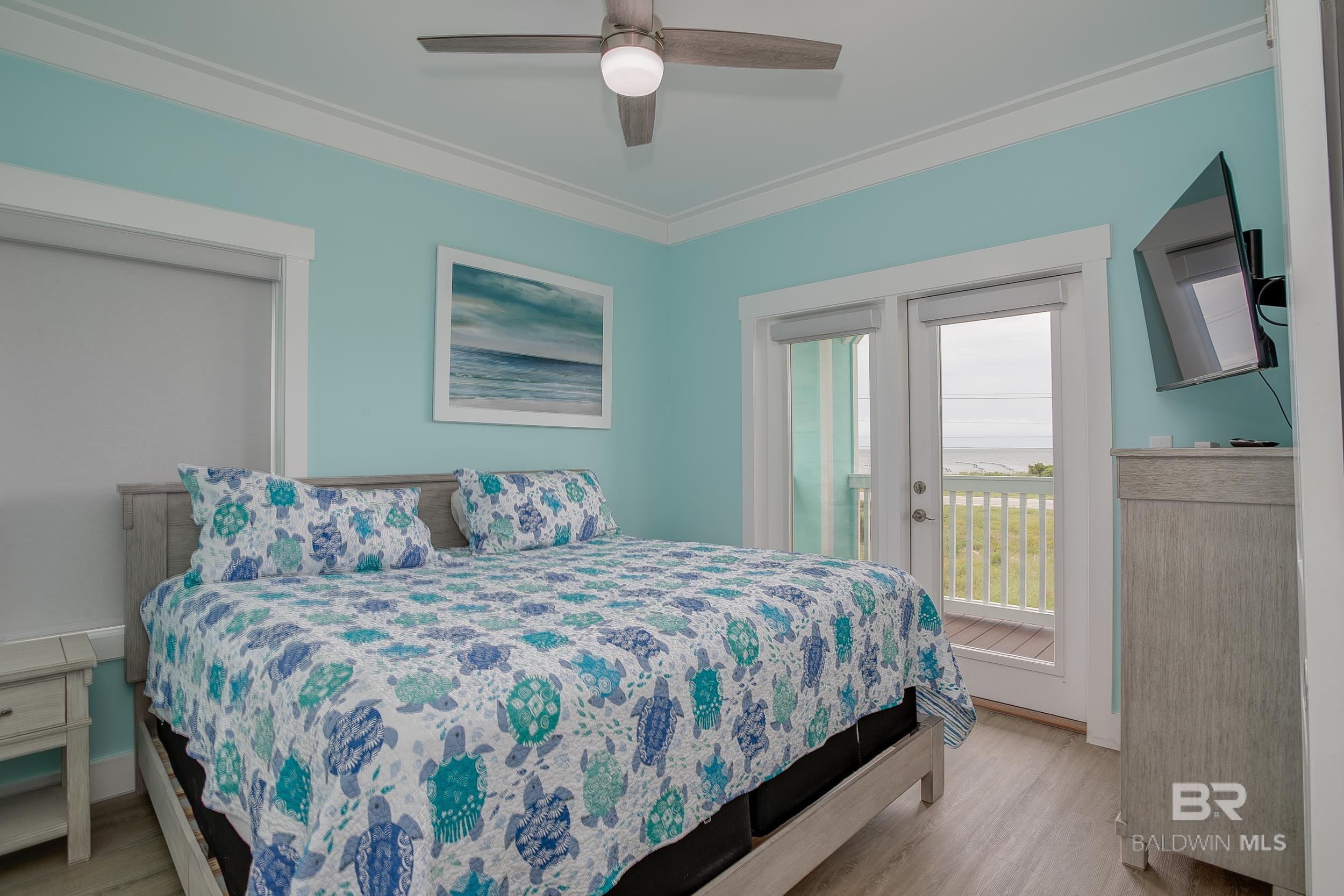 545 Harbor Light Circle