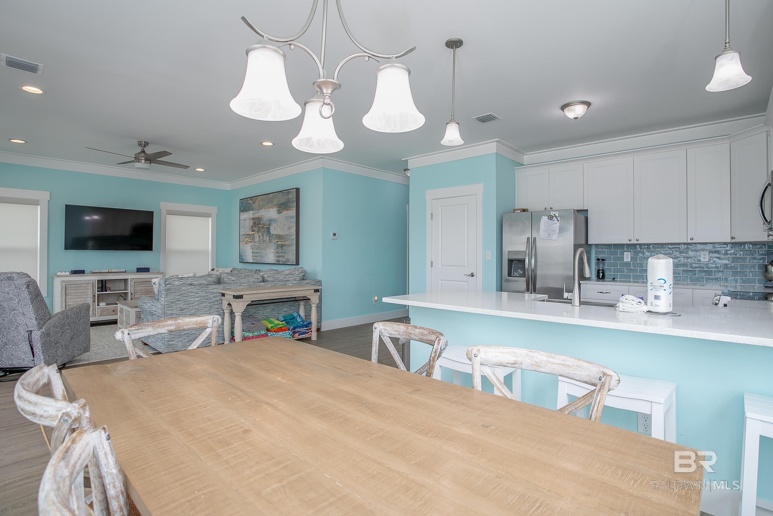 545 Harbor Light Circle