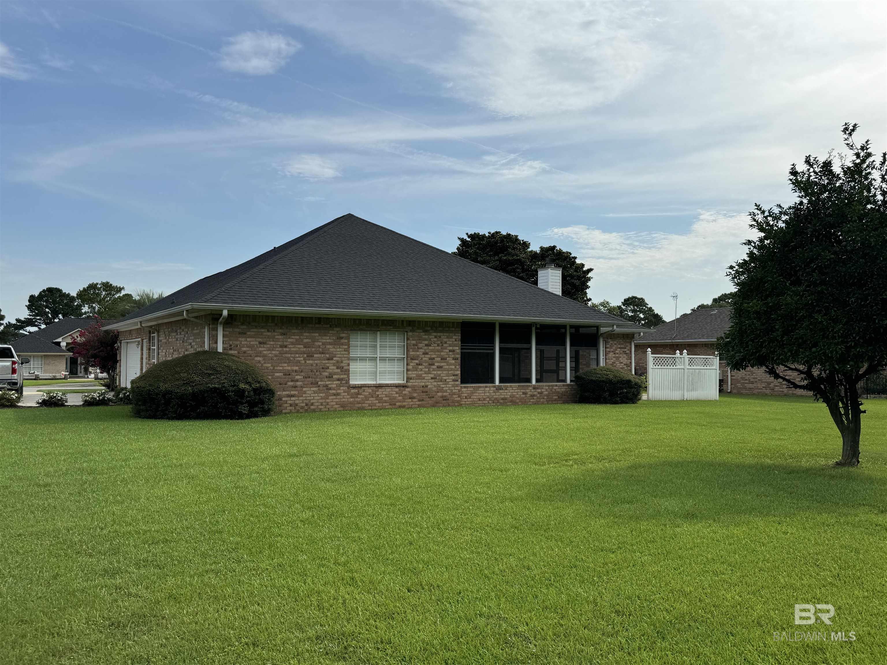 9139 Clubhouse Drive