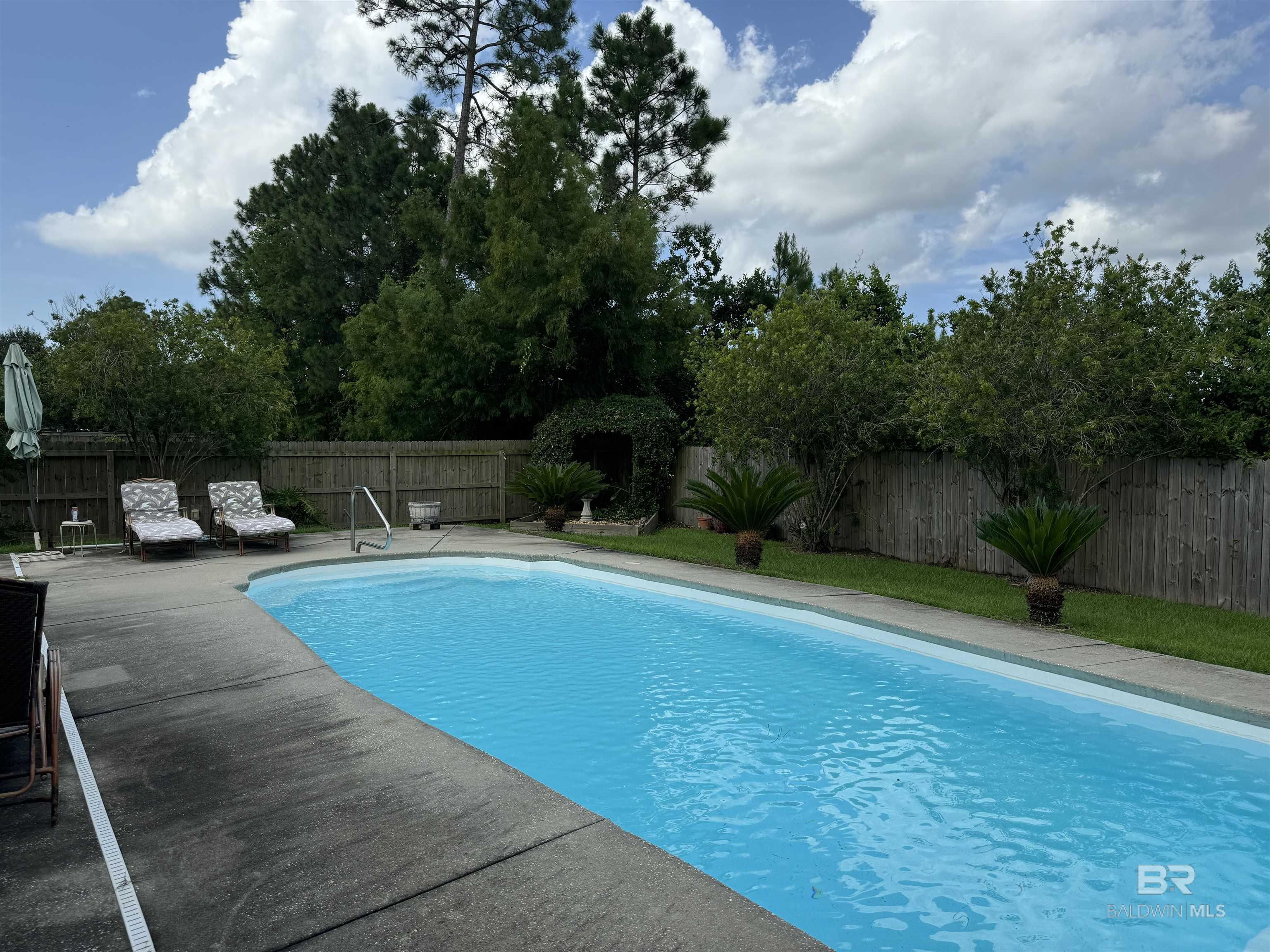 4605 Spinnaker Way