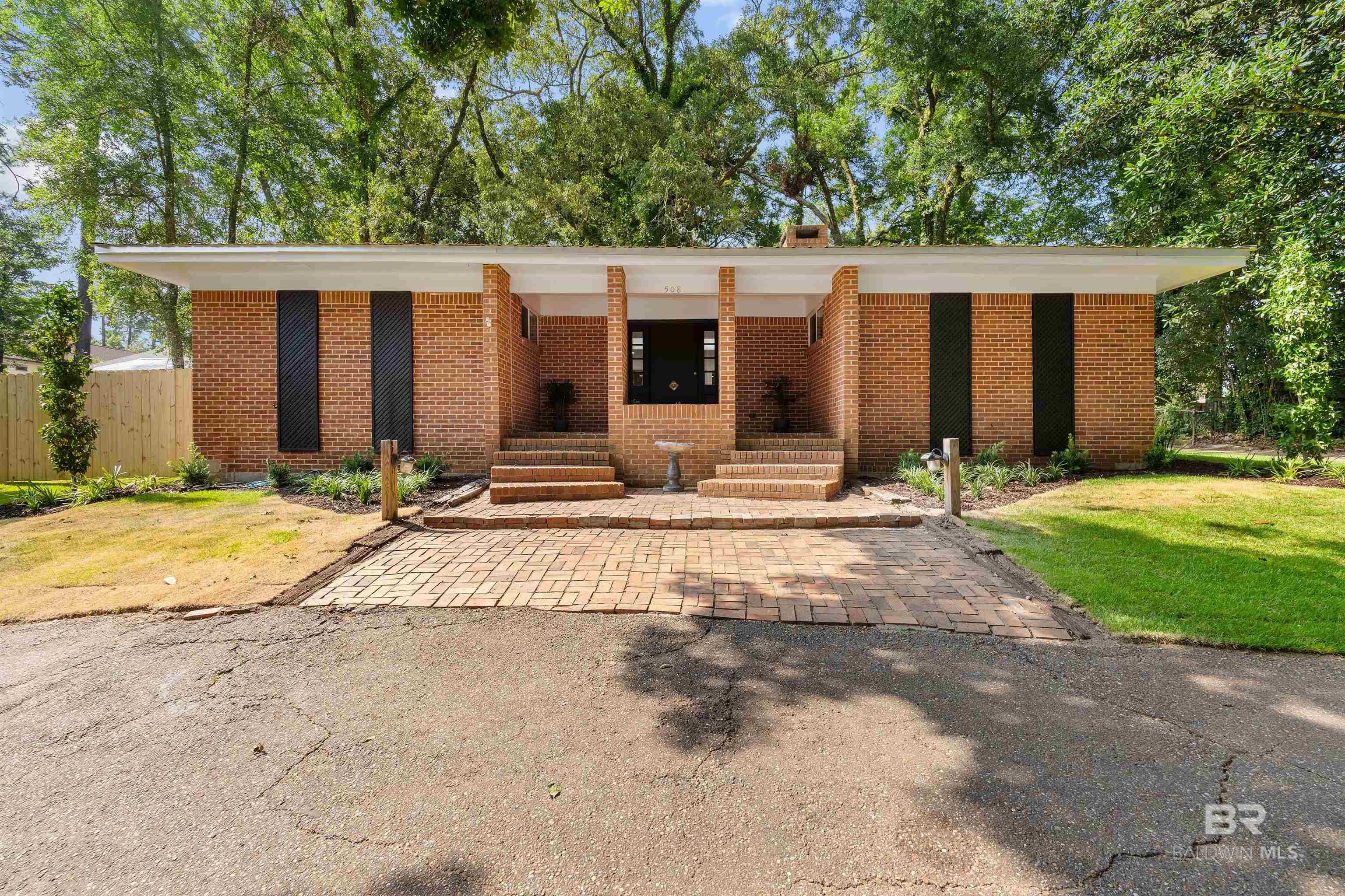 Daphne Homes from $400,000-$500,000