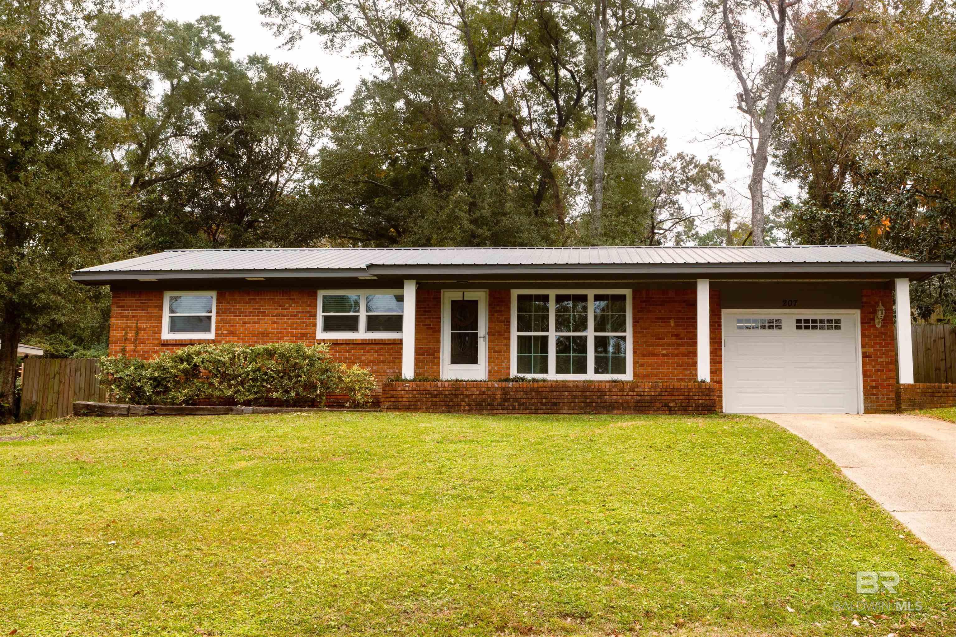 207 Confederate Drive
