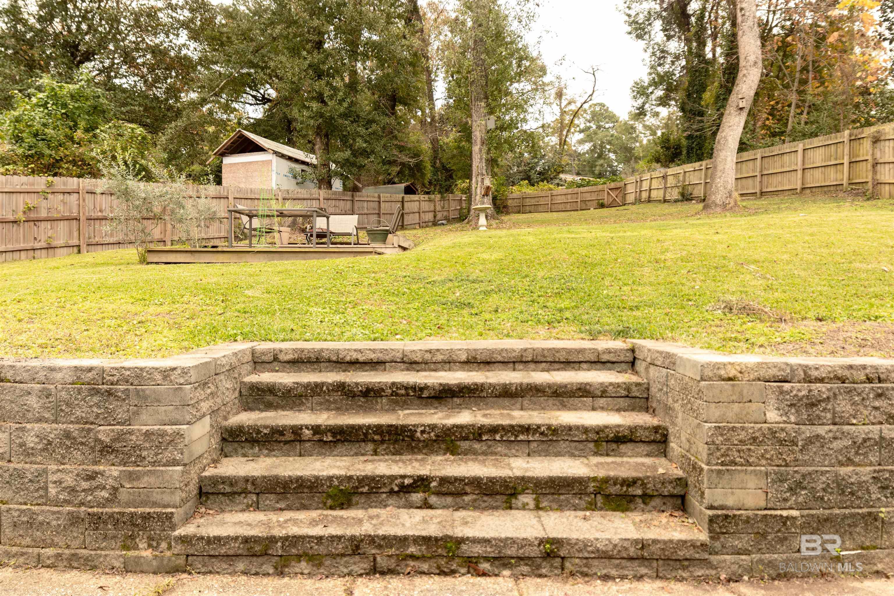207 Confederate Drive