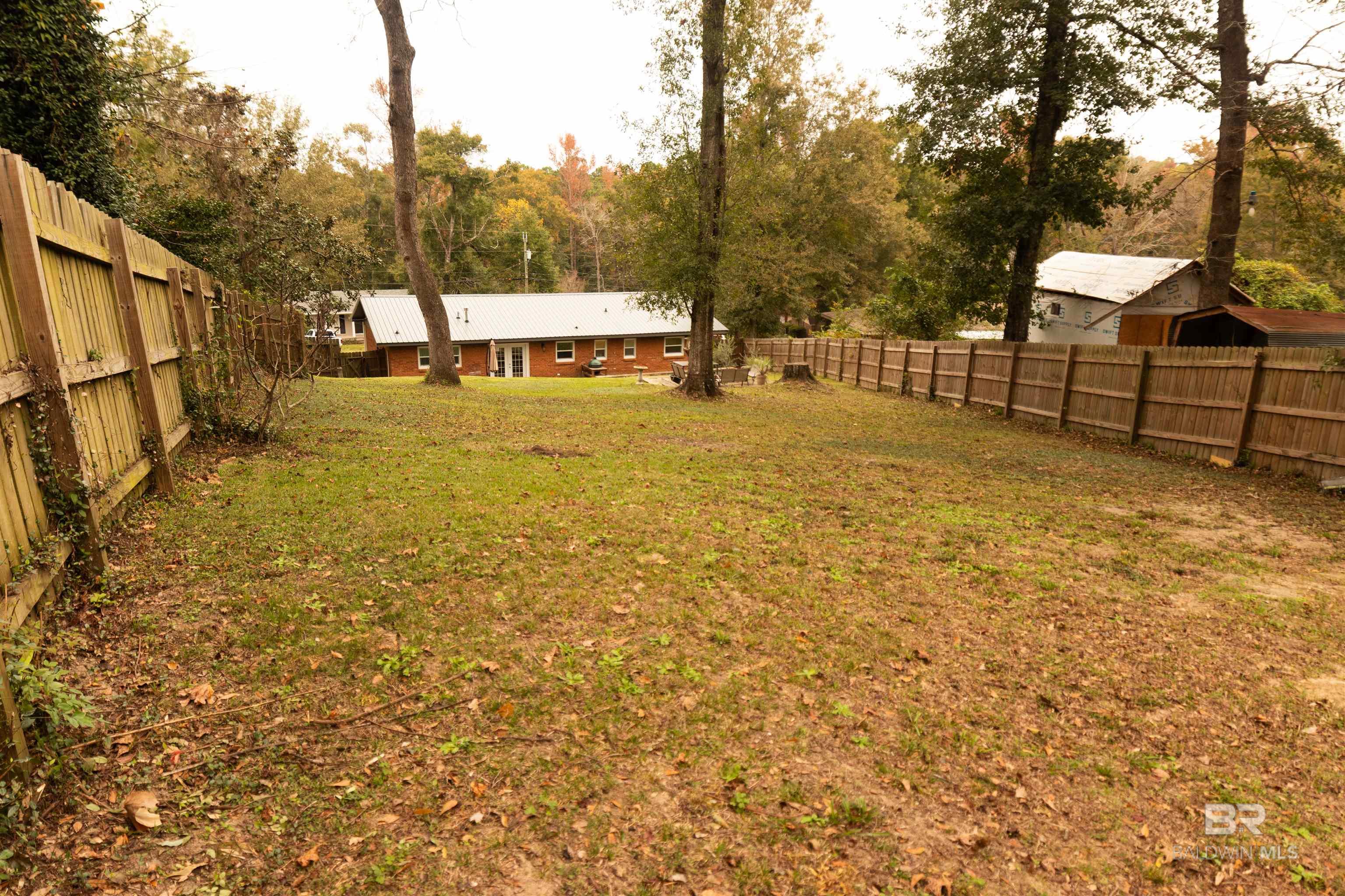 207 Confederate Drive