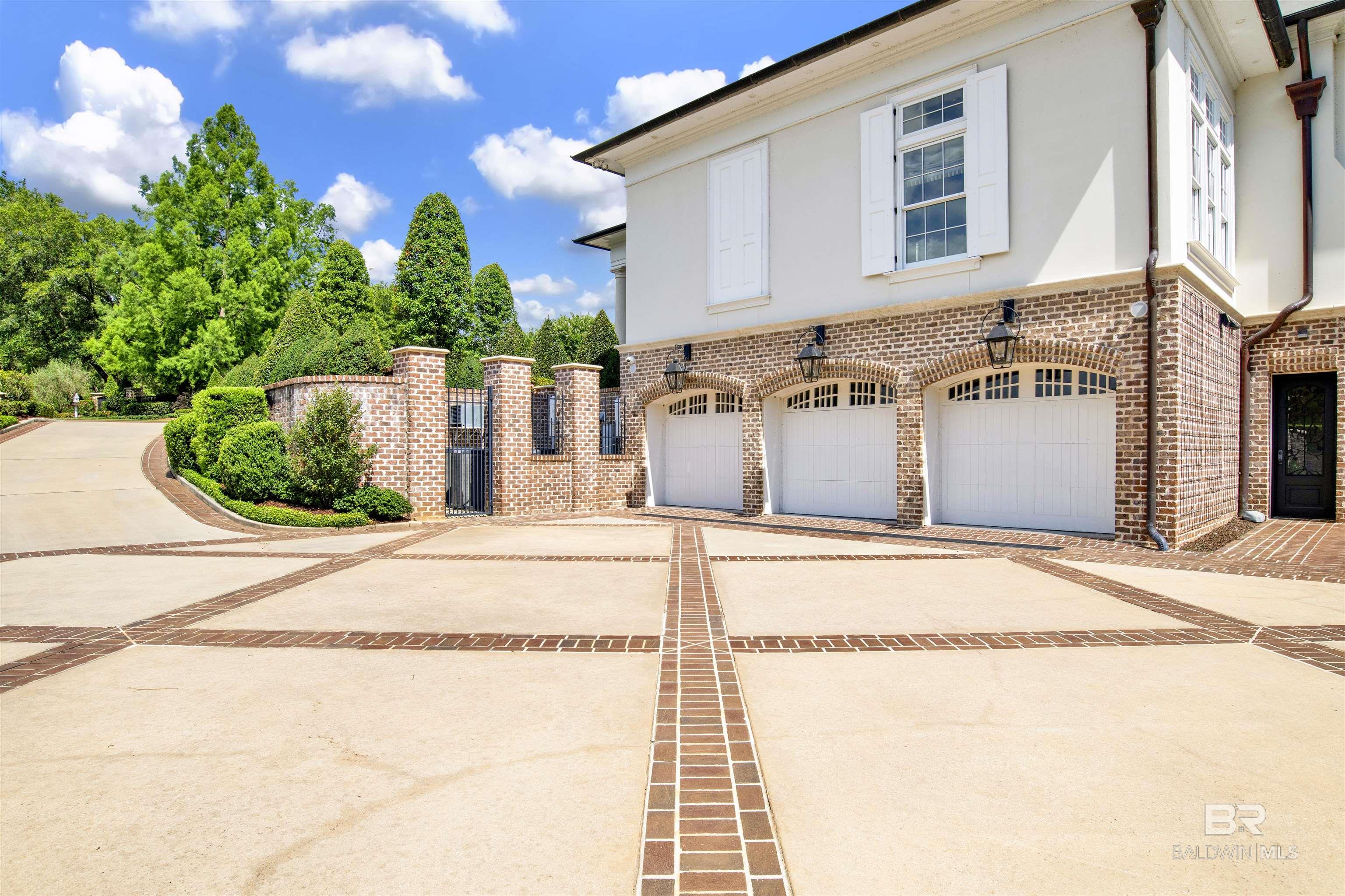 33056 W Waterview Drive, Loxley, AL, 36551