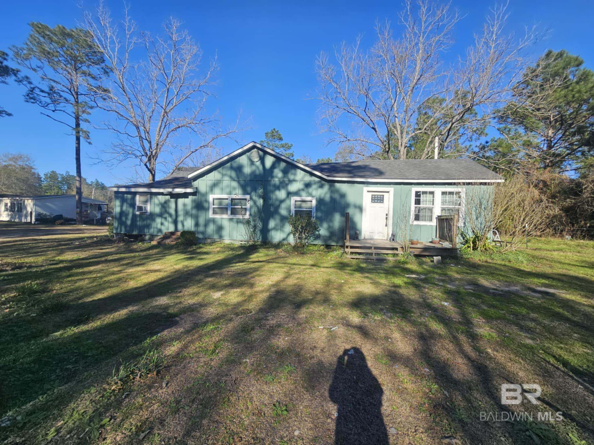 This cute home is in a GREAT location with easy access to I-10 for easy commute. The home has 3 bedrooms and 2 baths and sits on just under a half acre. The home is a little of a fixer upper but has a lot of potential and is move in ready. This one won't last long. Don't wait to see it. Buyer or buyers agent to verify all information important to buyer.Agent is related to the seller Buyer to verify all information during due diligence.