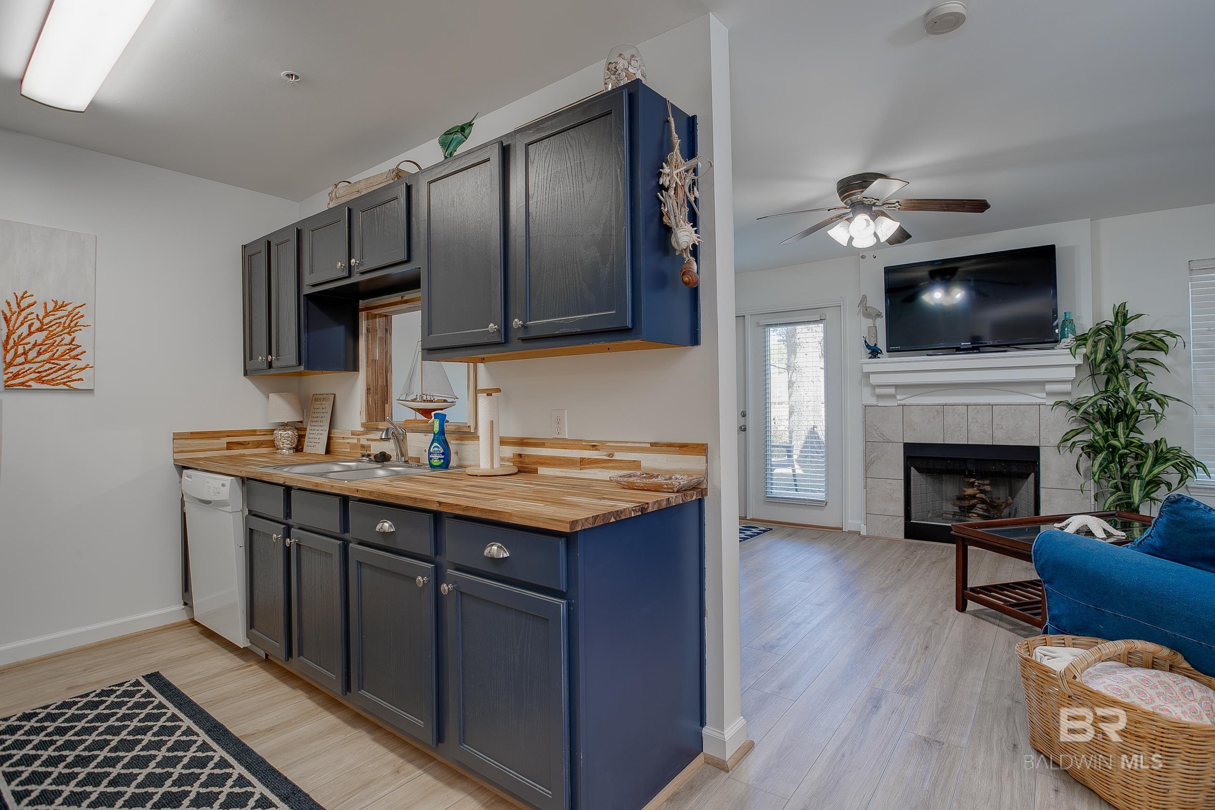 1517 Regency Road 33