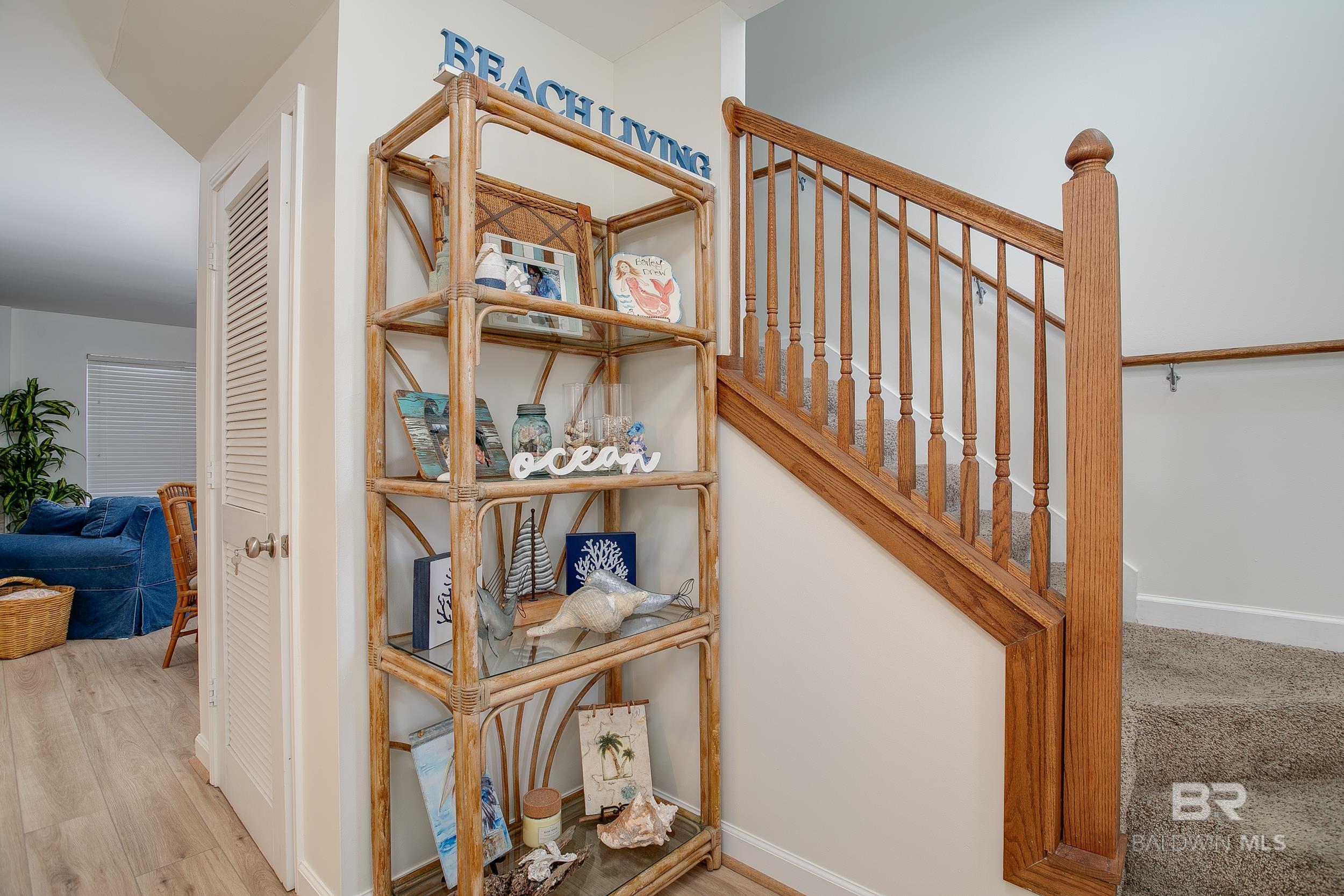 1517 Regency Road 33