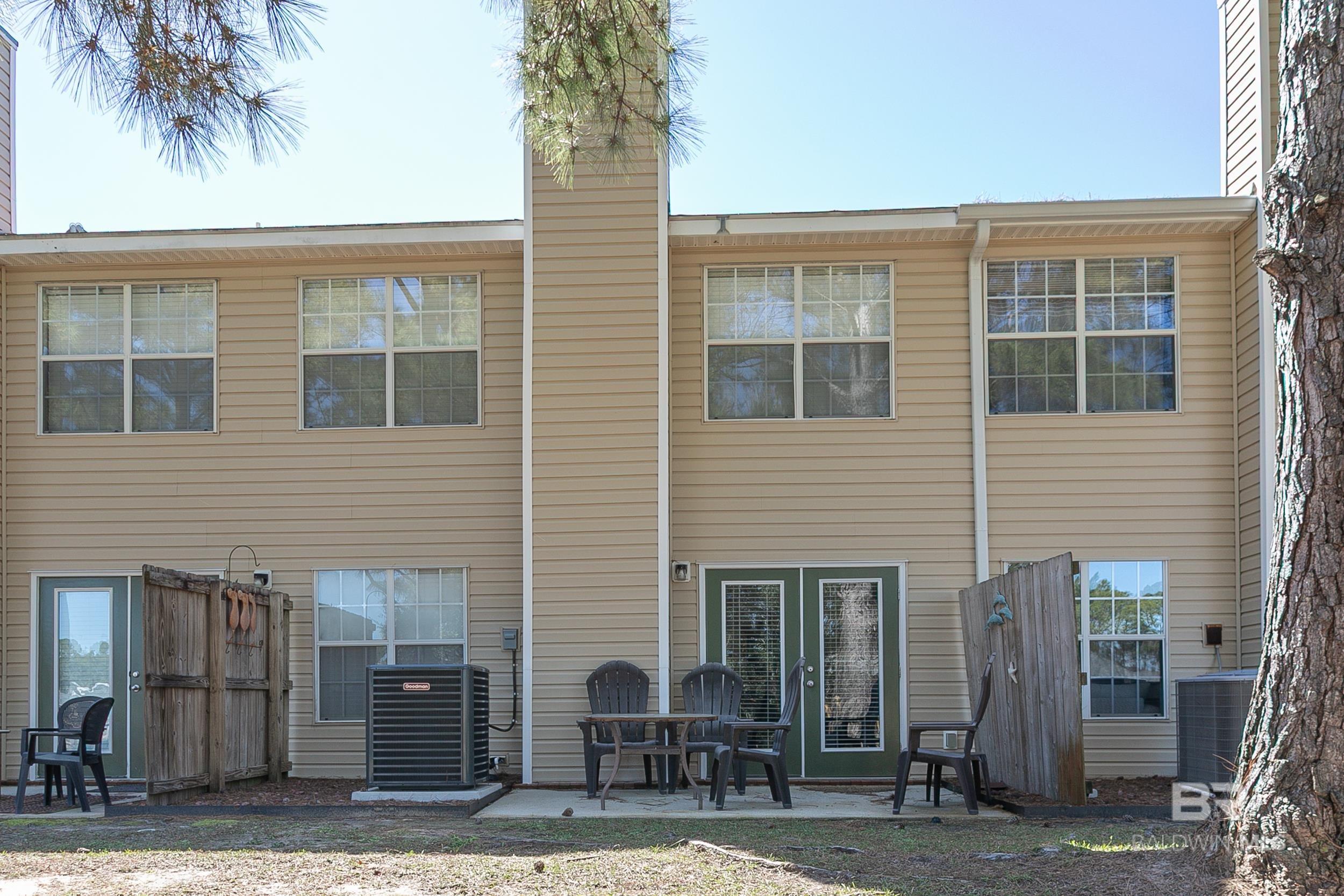 1517 Regency Road 33