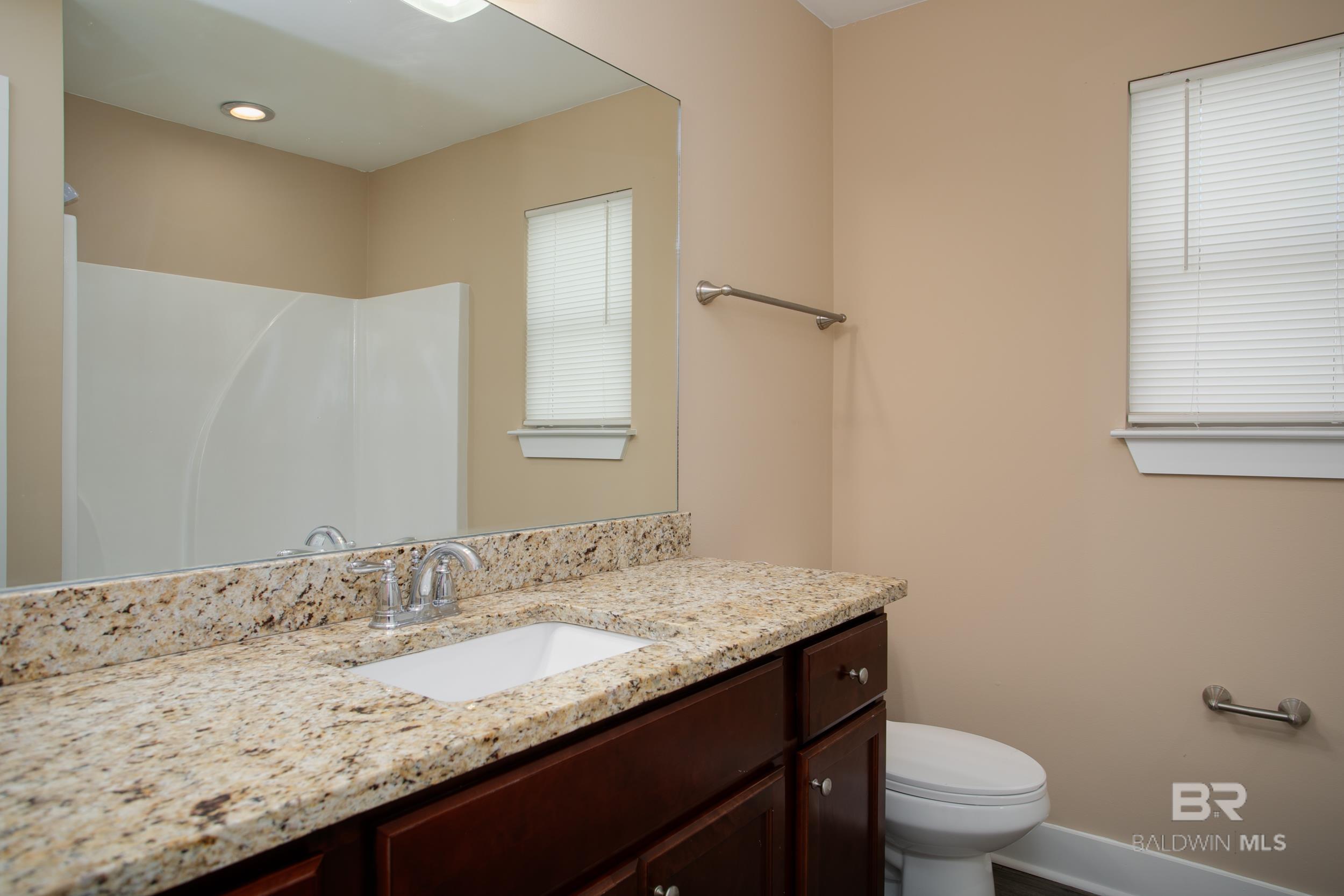 211 Lakefront Circle