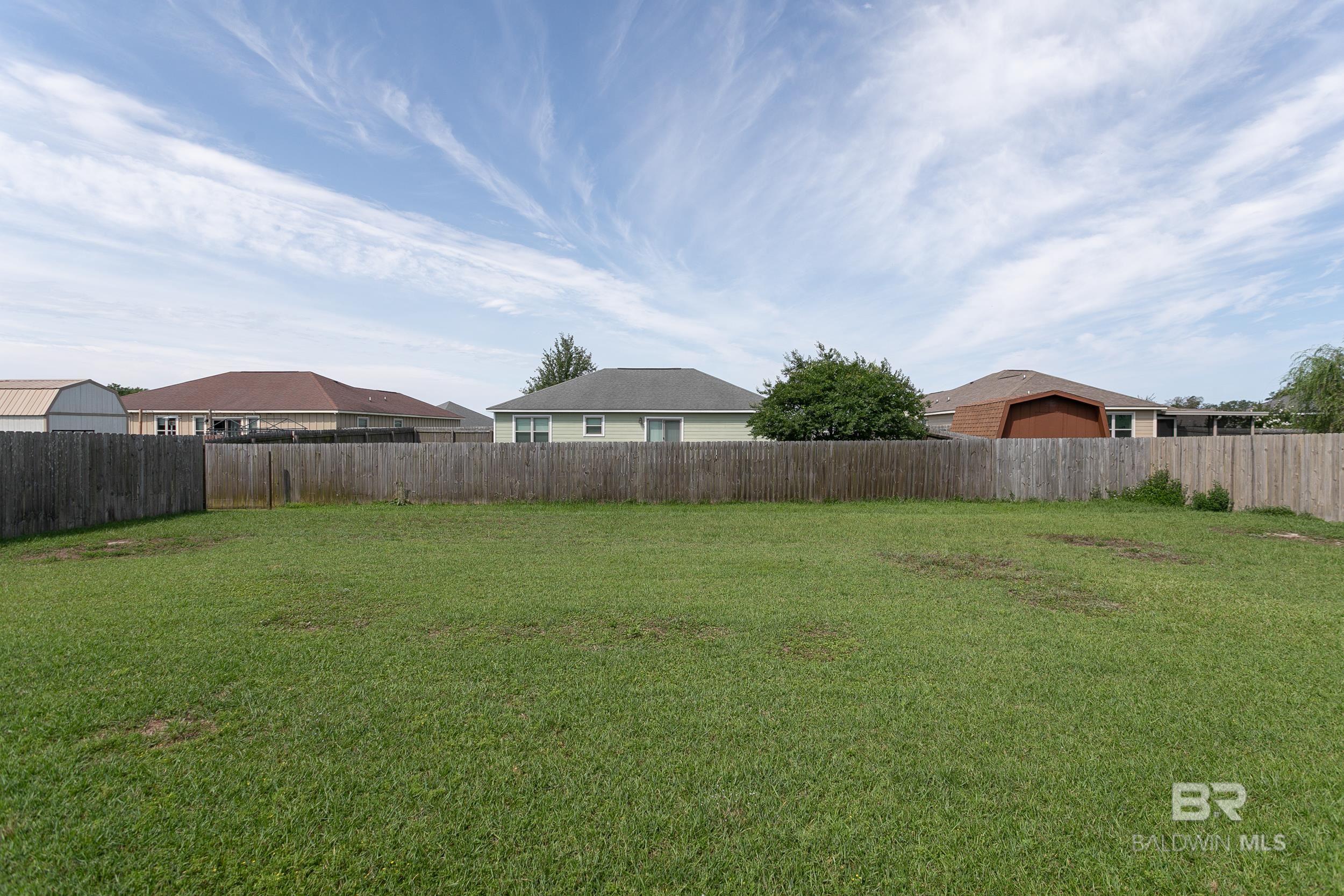 211 Lakefront Circle