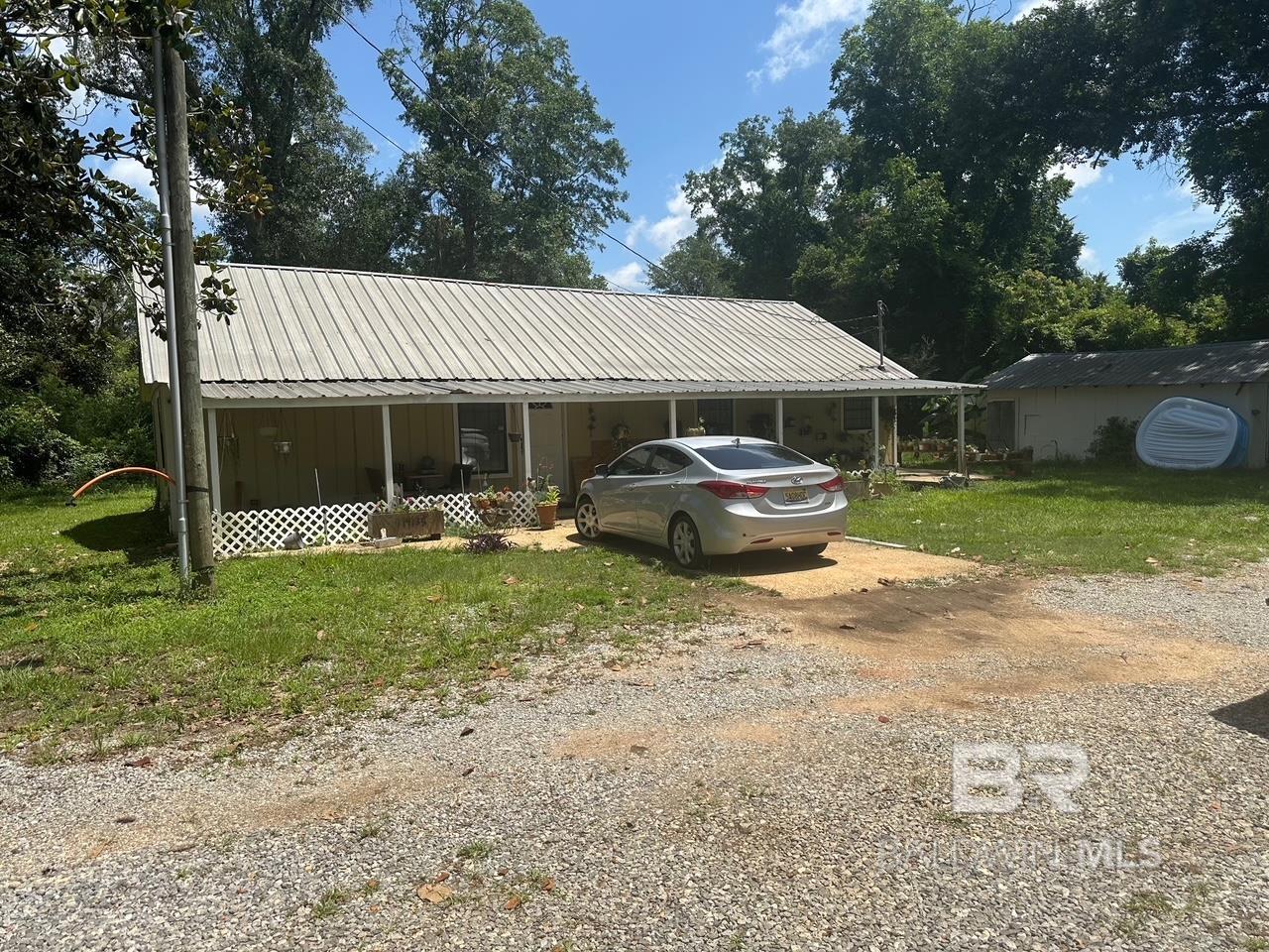 Investment opportunity!  One level 3 bedroom 1 bath home on a quiet street close to downtown Summerdale.  Easy access to Hwy 59.Currently leased. Adjacent lot available mls# 381212 Buyer to verify all information during due diligence.