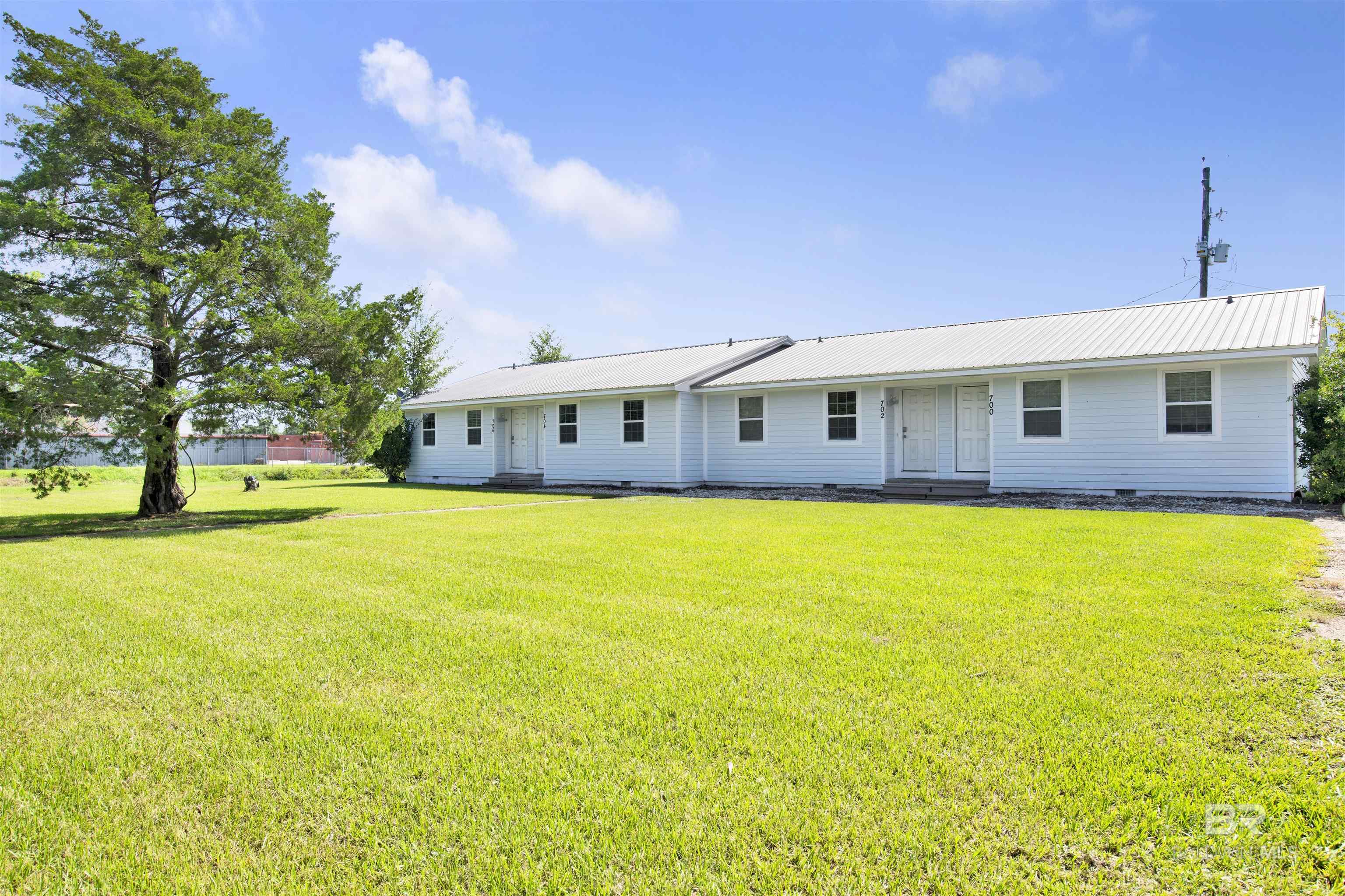 Foley AL Homes for Sale with 5 Bedrooms