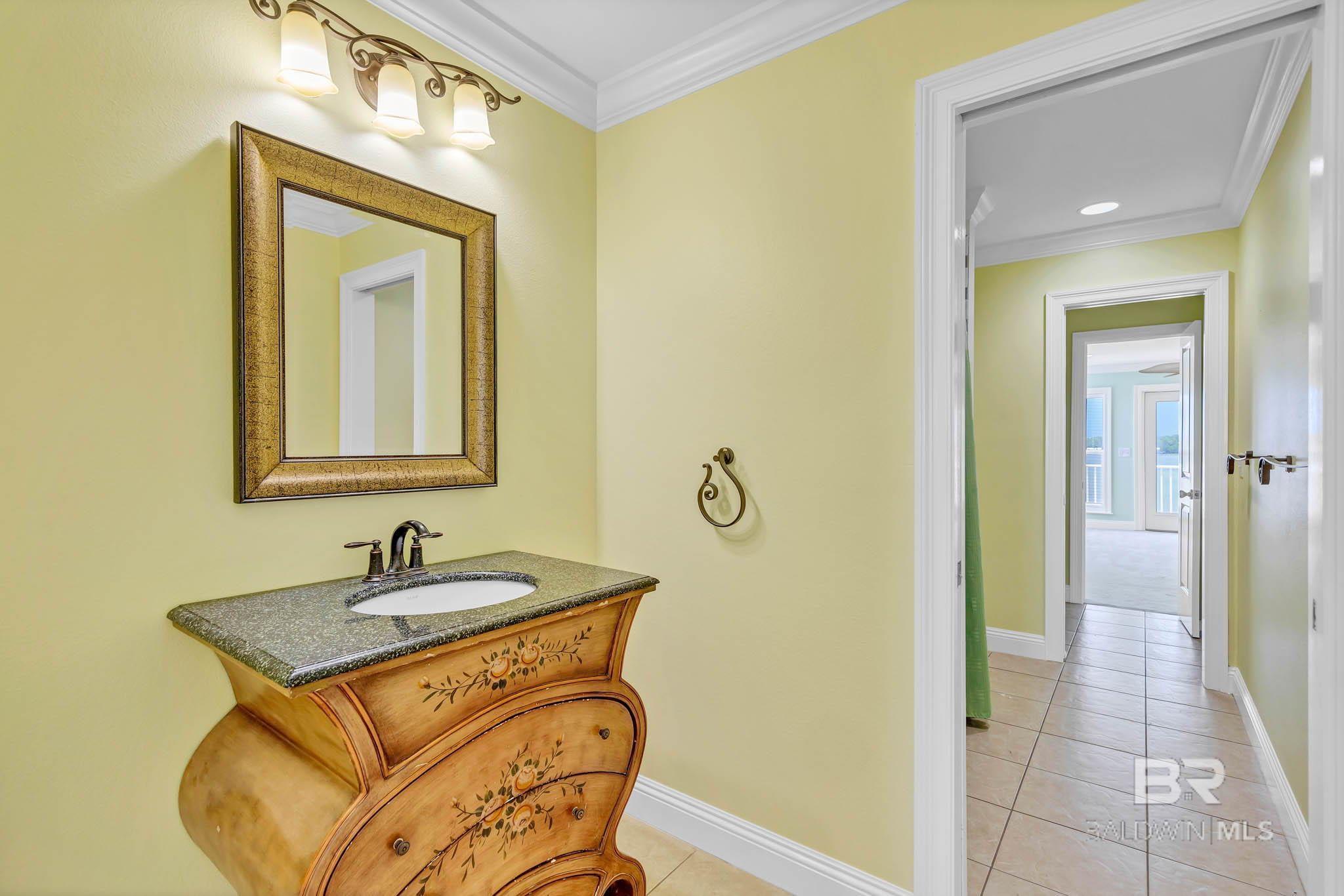 1328 W Lagoon Avenue, Gulf Shores, AL, 36542