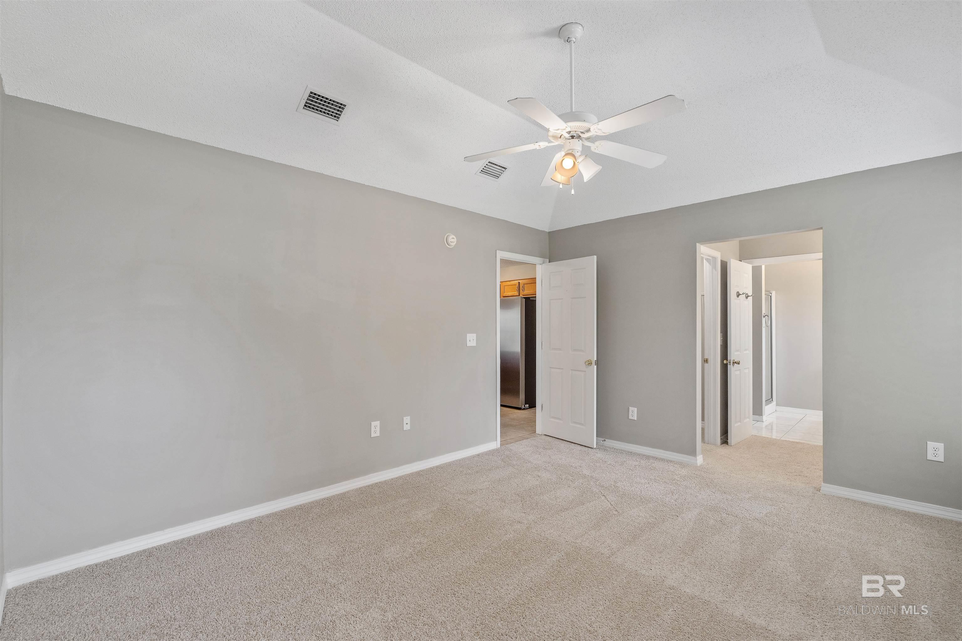 184 Robbins Boulevard