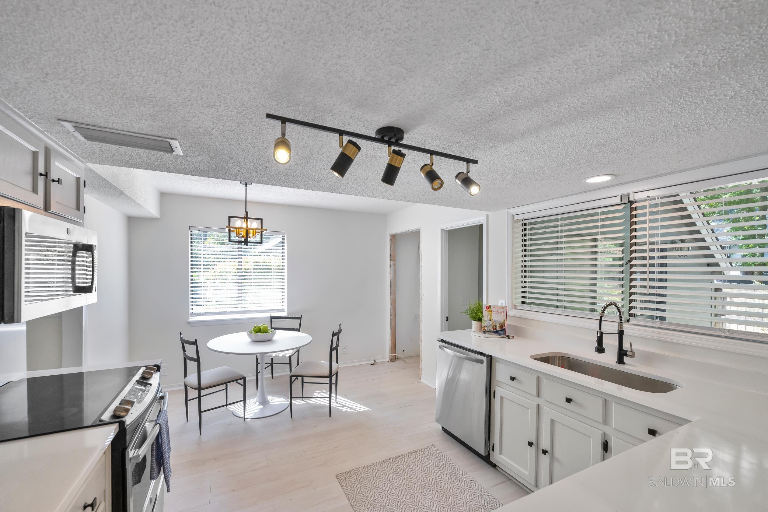 103 Milburn Circle, Daphne, AL, 36526