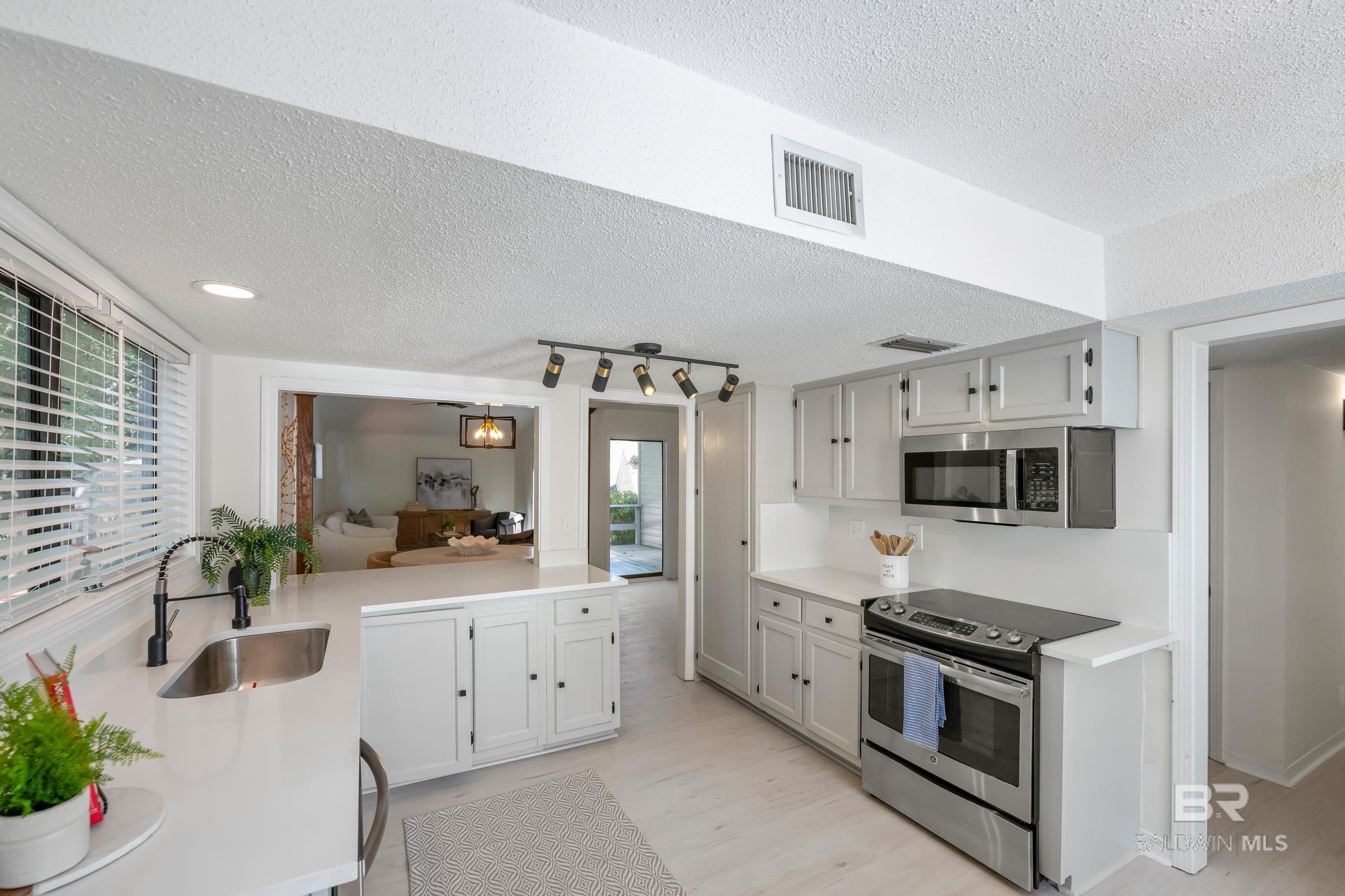 103 Milburn Circle, Daphne, AL, 36526