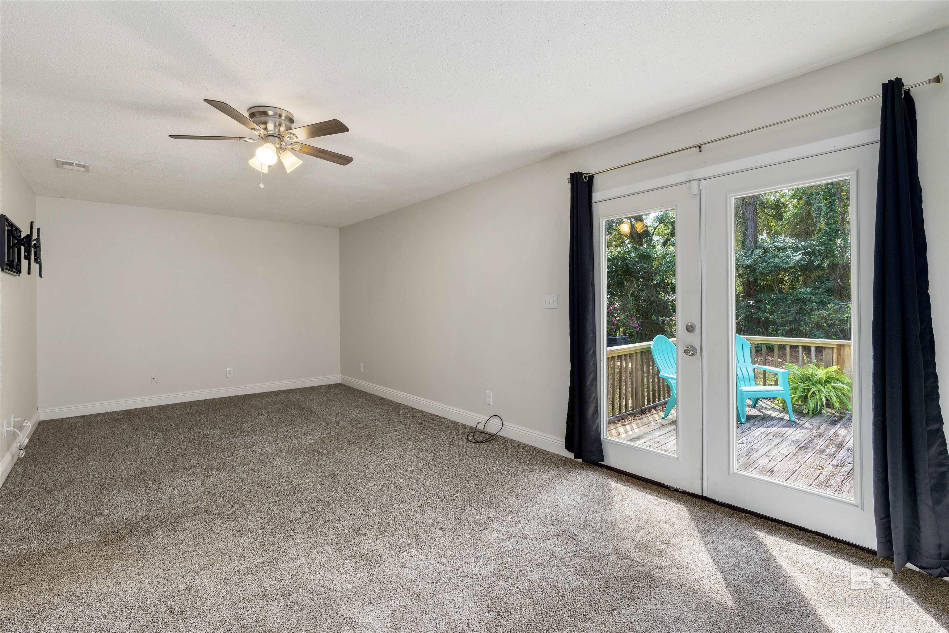 16 Lancers Lane B