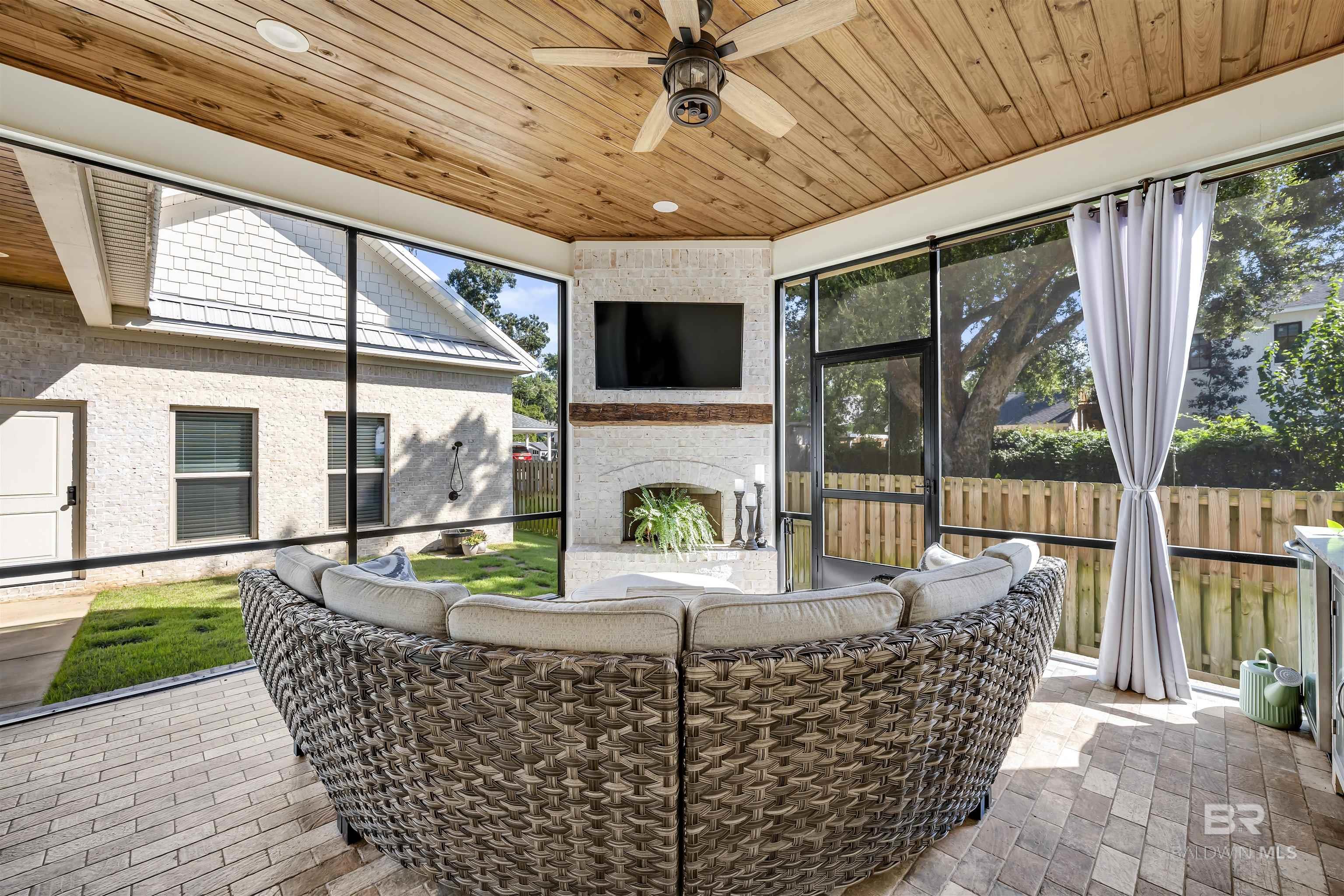 403 S Mobile Street, Fairhope, AL, 36532