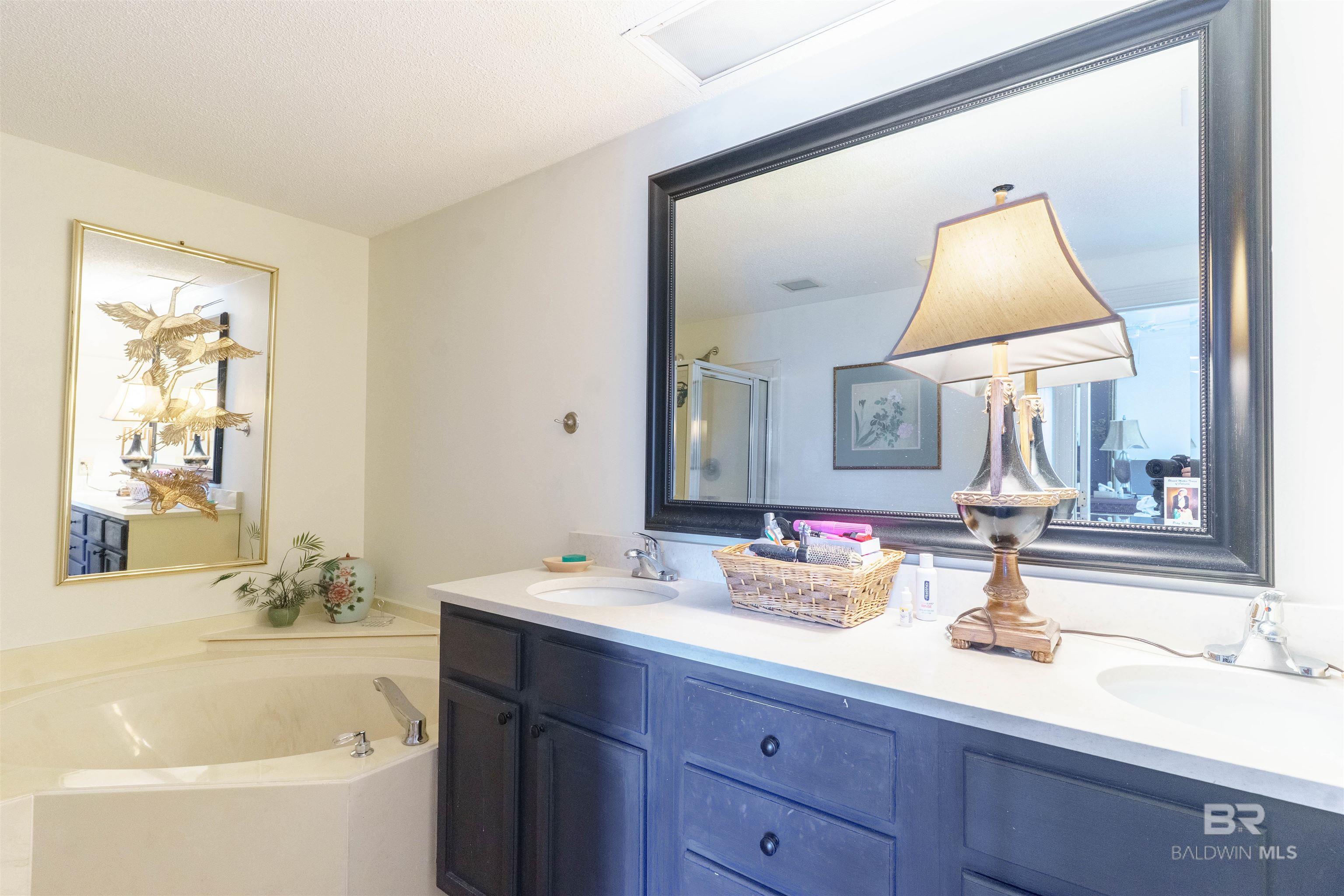 100 Tower Drive UNIT 203c, Daphne, AL, 36526