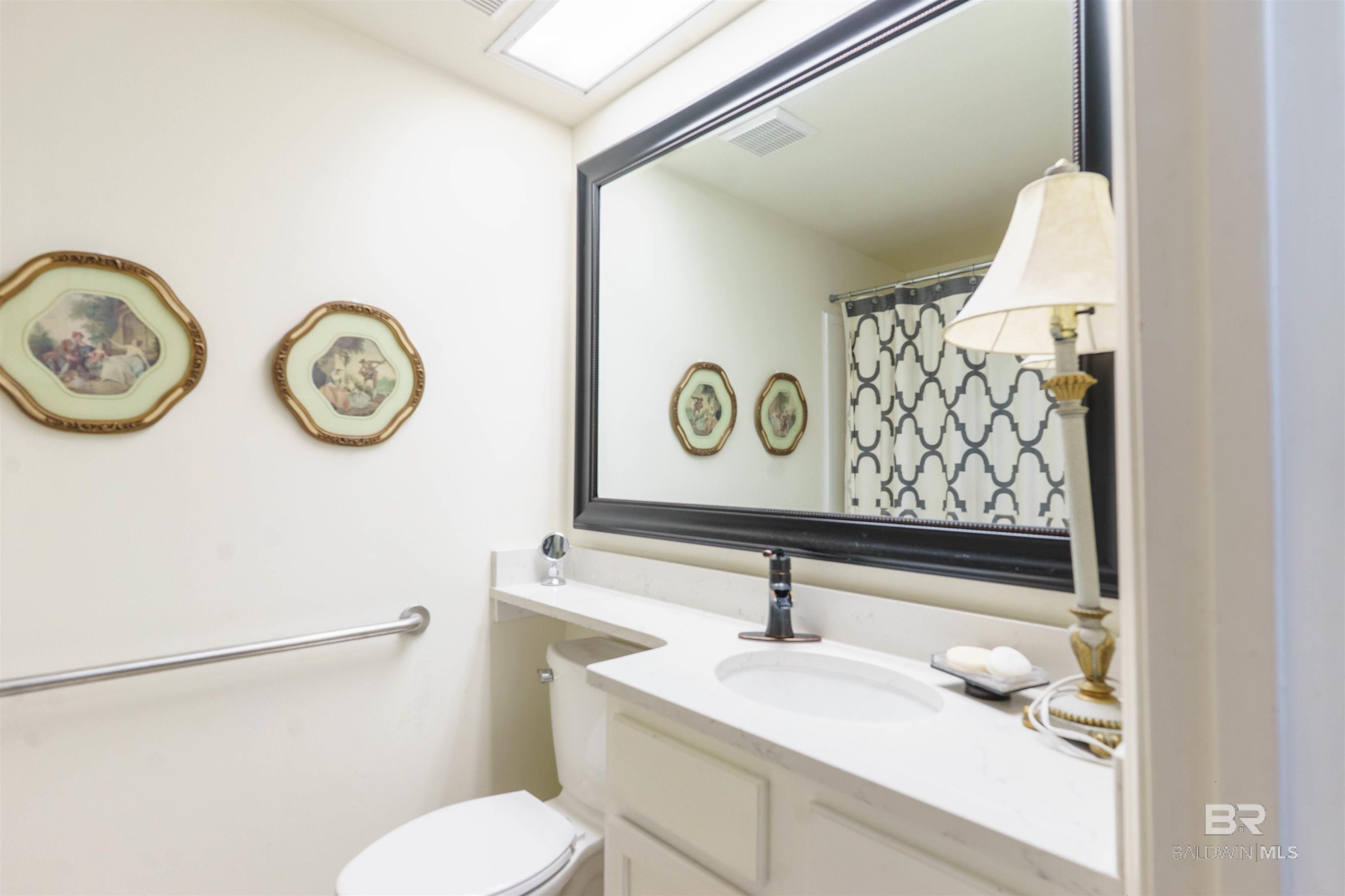 100 Tower Drive UNIT 203c, Daphne, AL, 36526