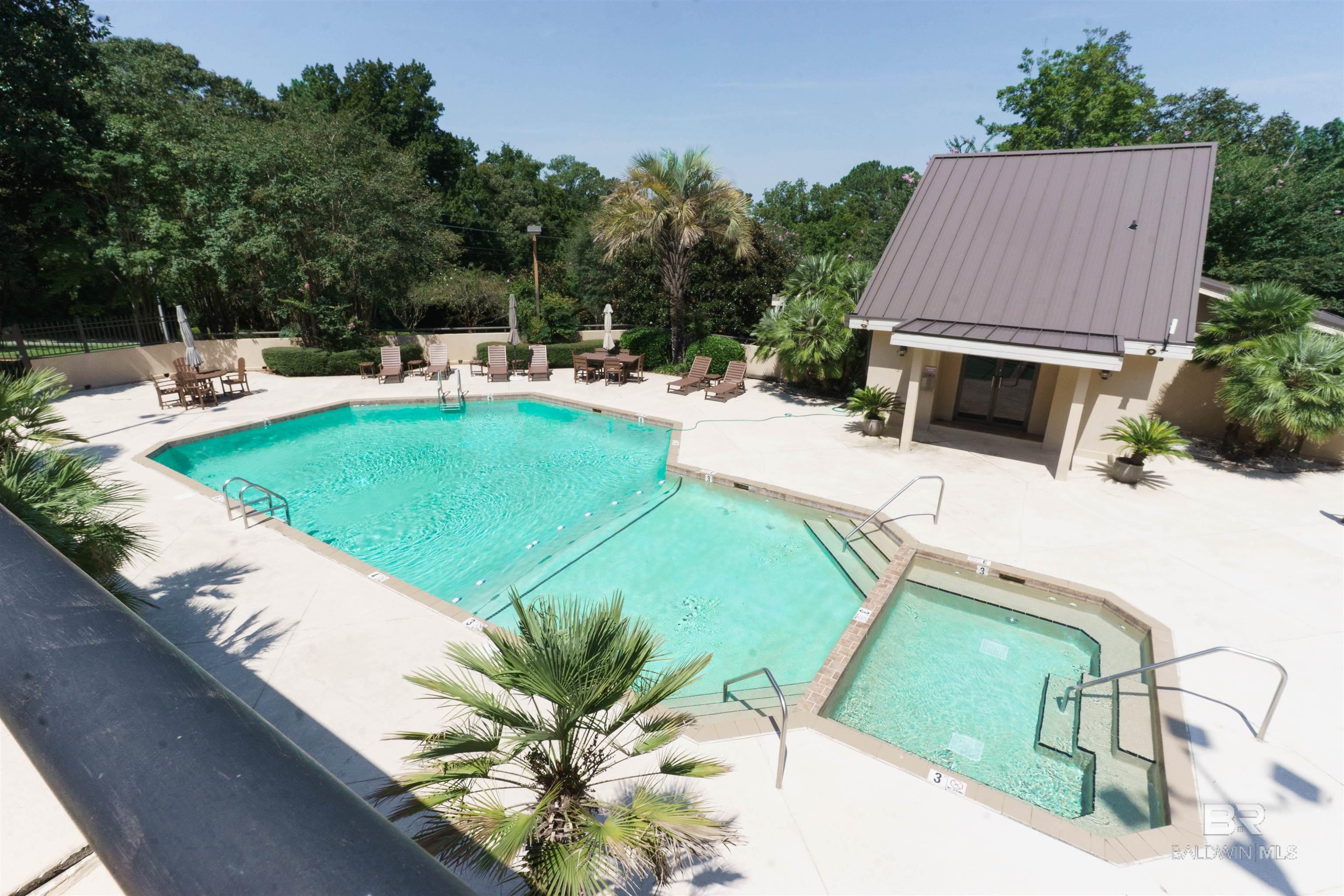 100 Tower Drive UNIT 203c, Daphne, AL, 36526