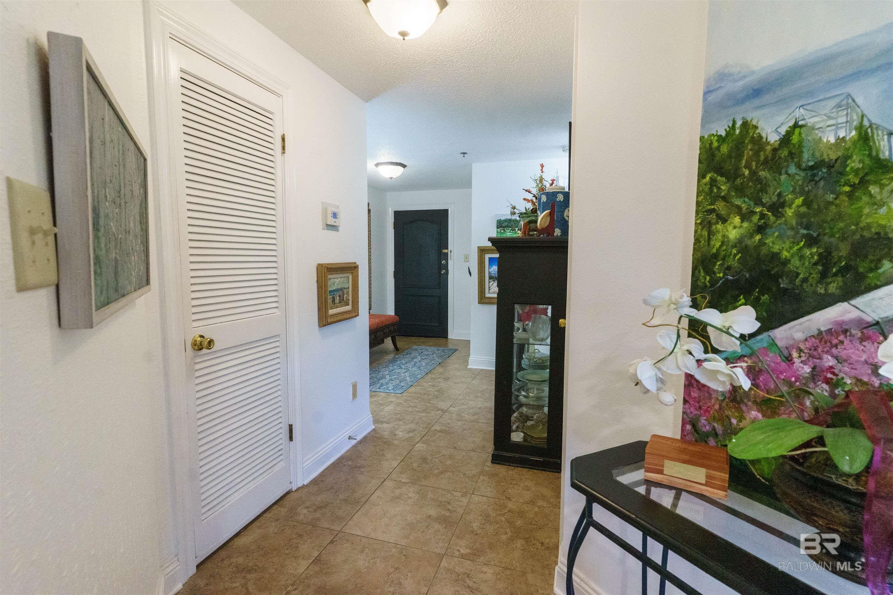 100 Tower Drive UNIT 203c, Daphne, AL, 36526